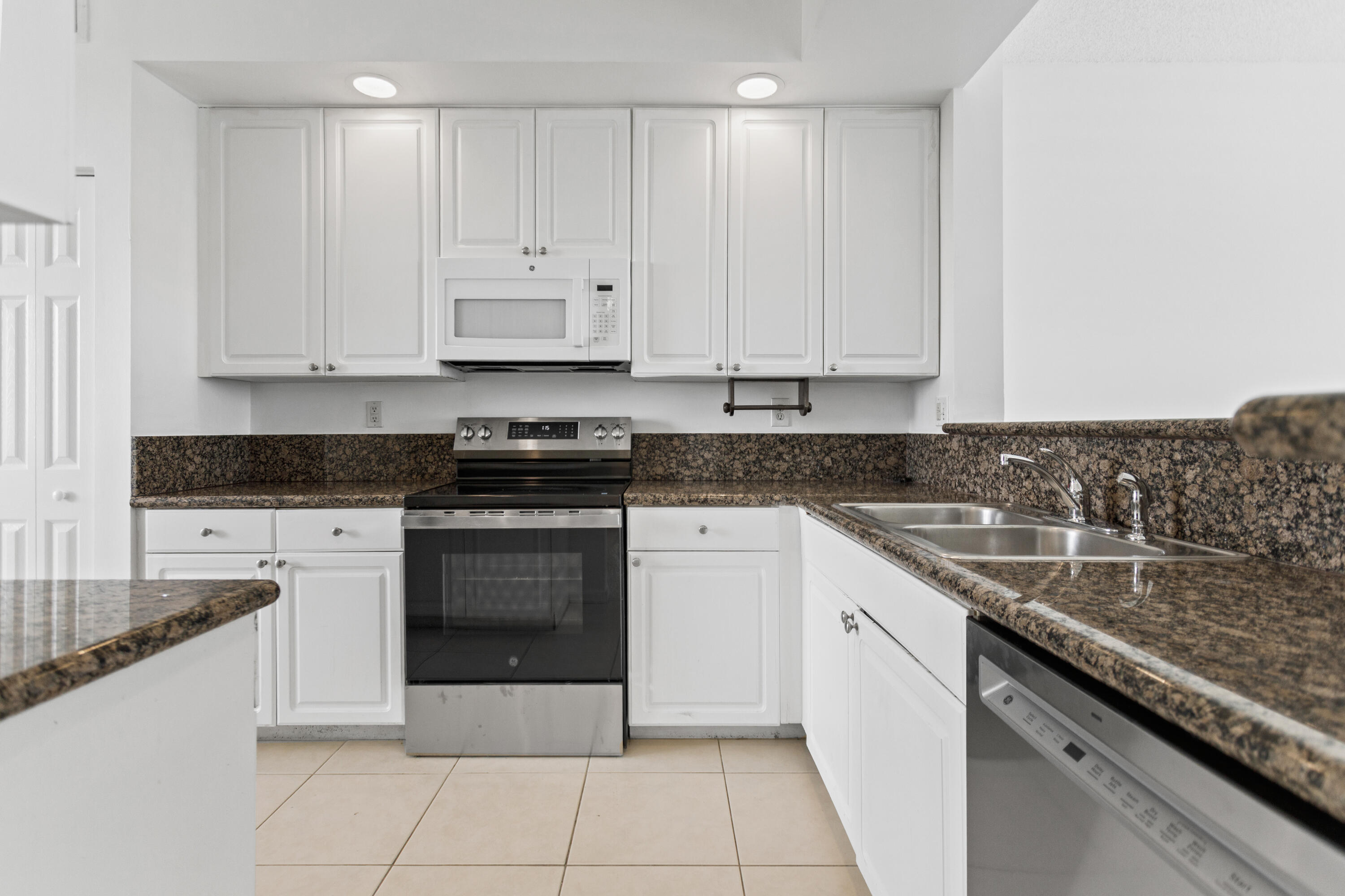 CARIBBEAN AT BOCA BAYOU CONDO - Residential Lease