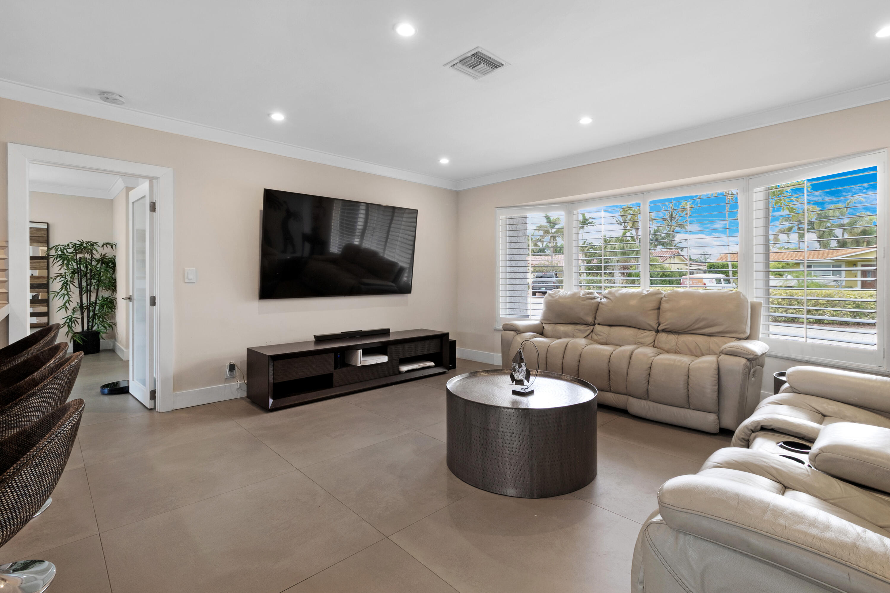 CORAL RIDGE ISLES - Residential