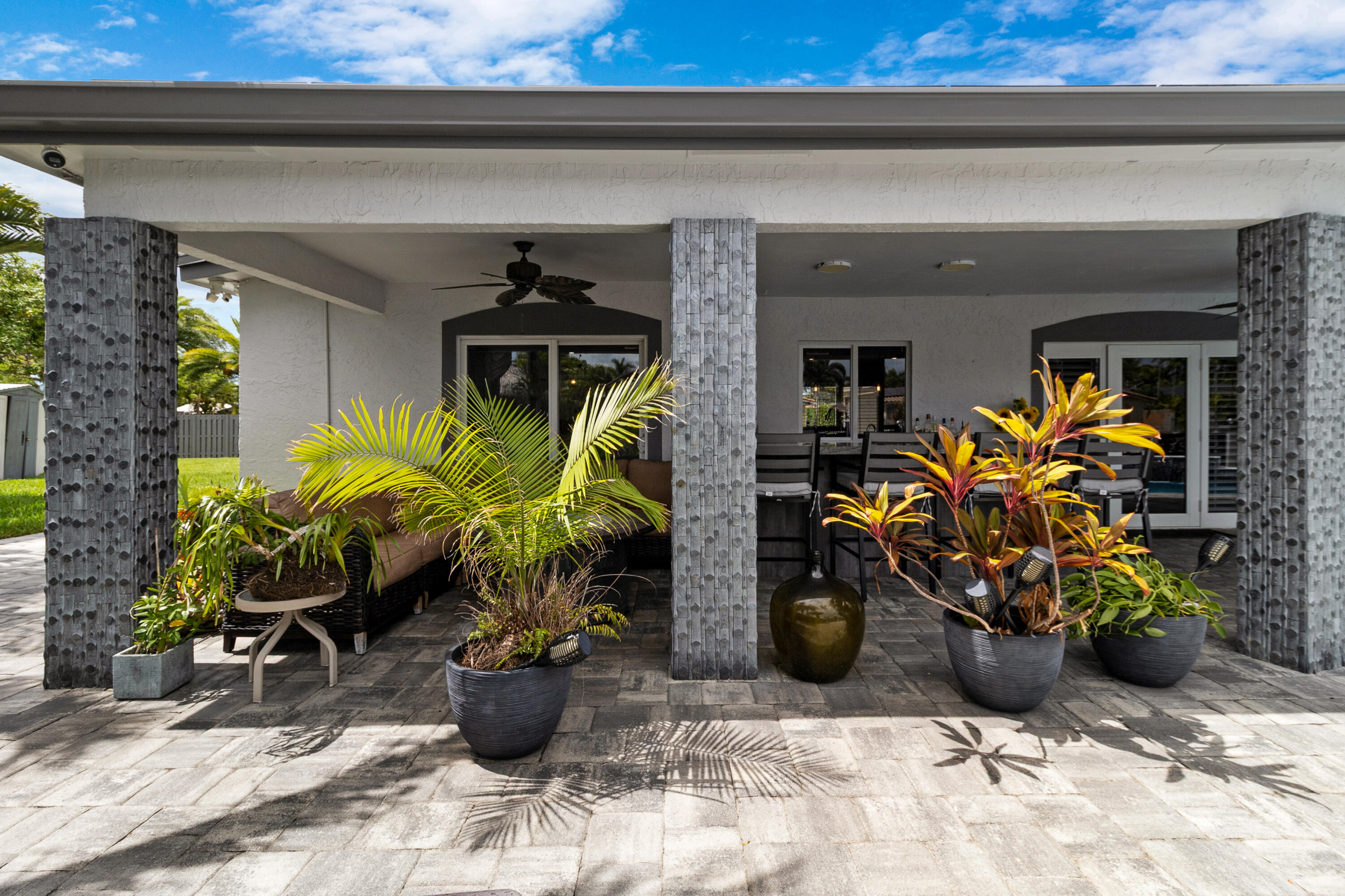 CORAL RIDGE ISLES - Residential