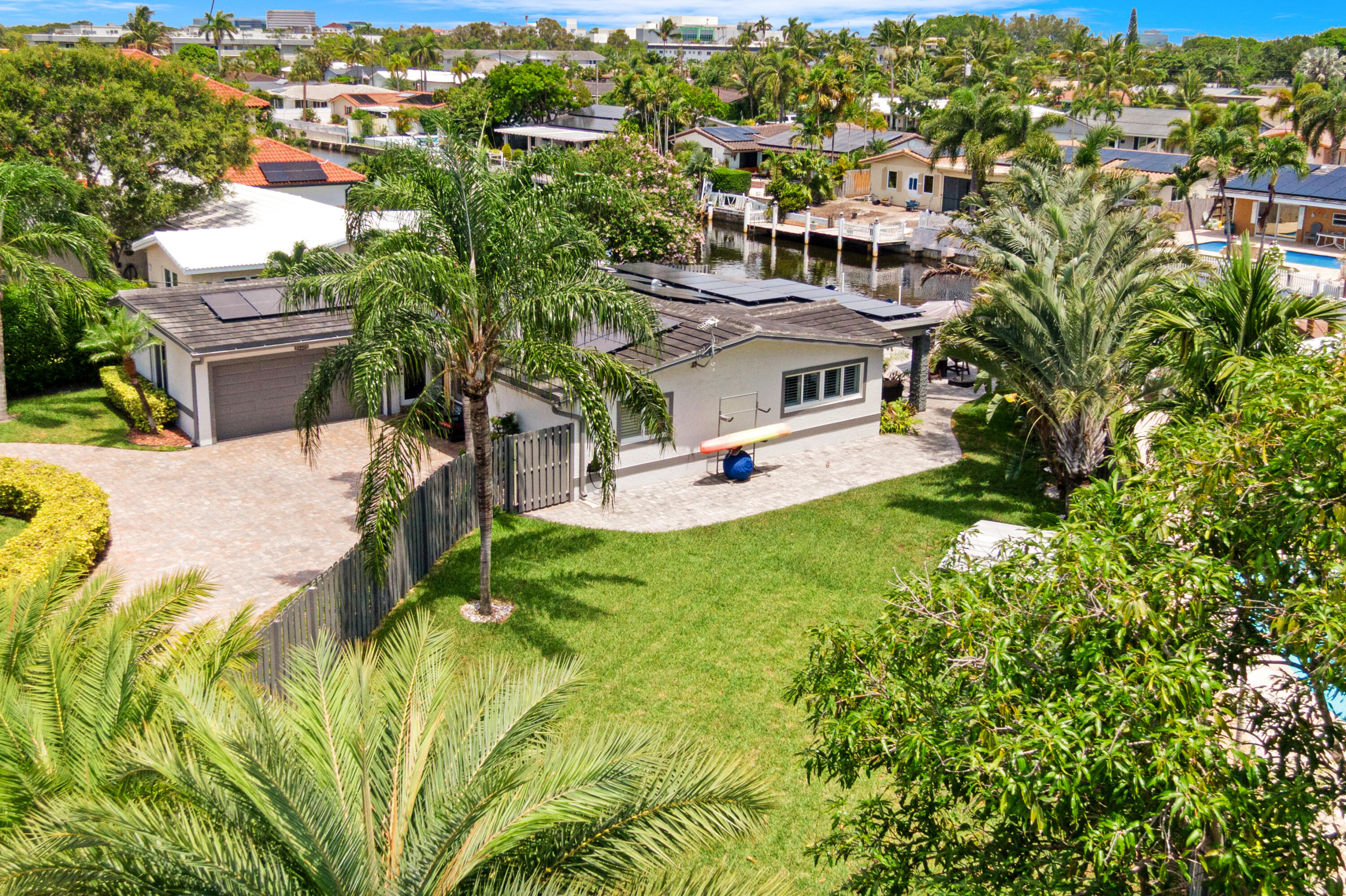 CORAL RIDGE ISLES - Residential