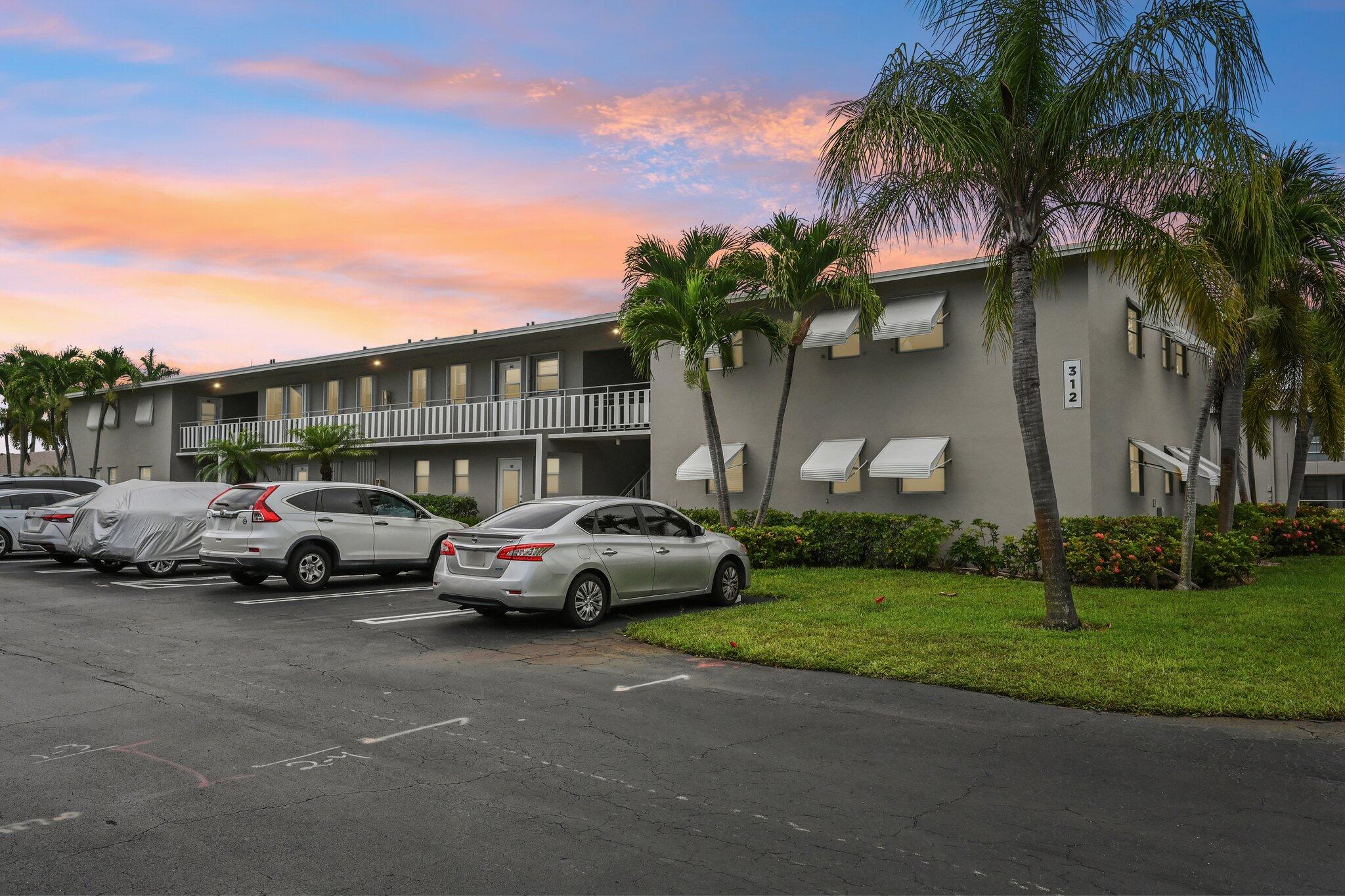 FOUR SEA SUNS CONDO - Residential