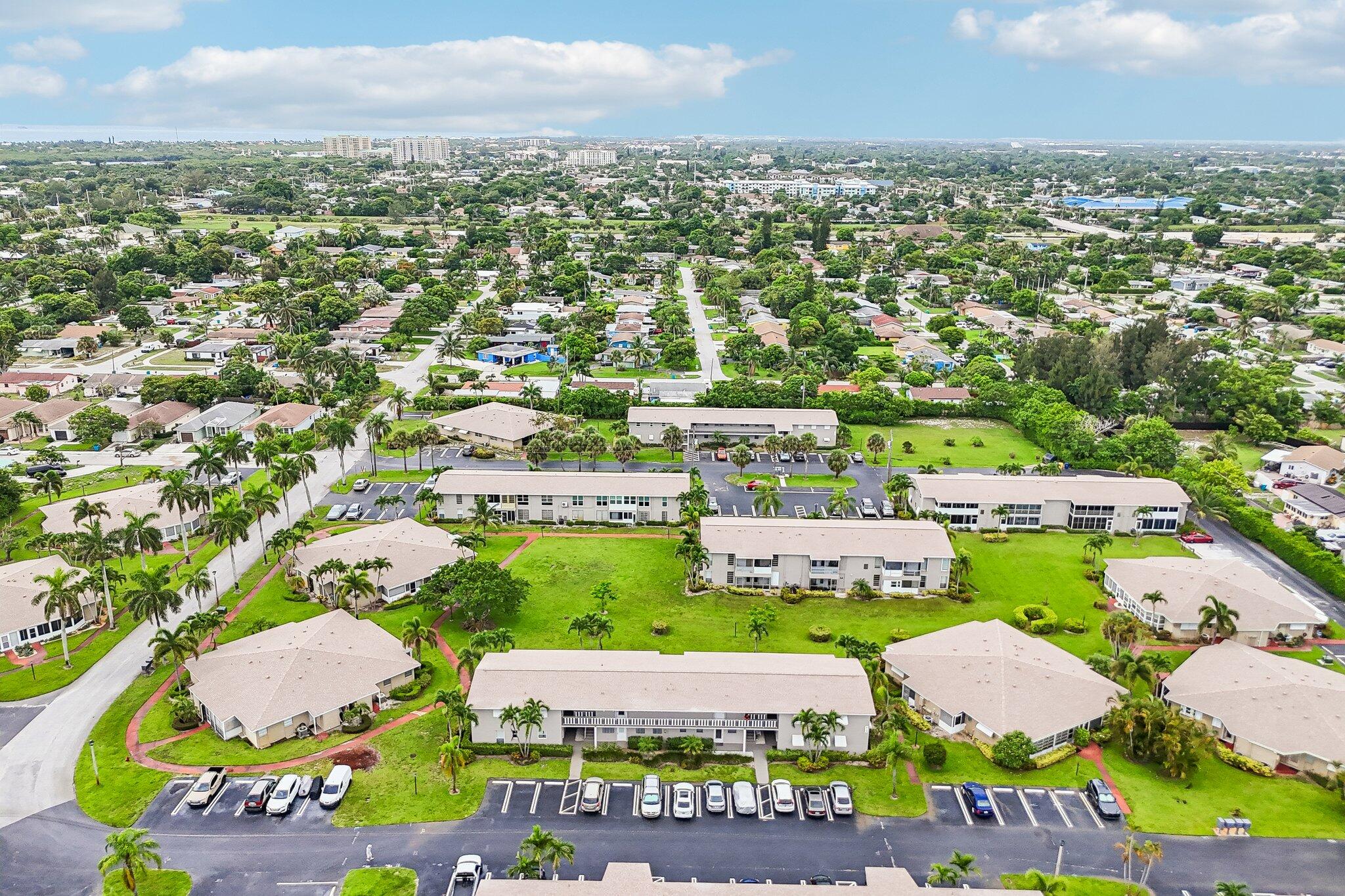 FOUR SEA SUNS CONDO - Residential