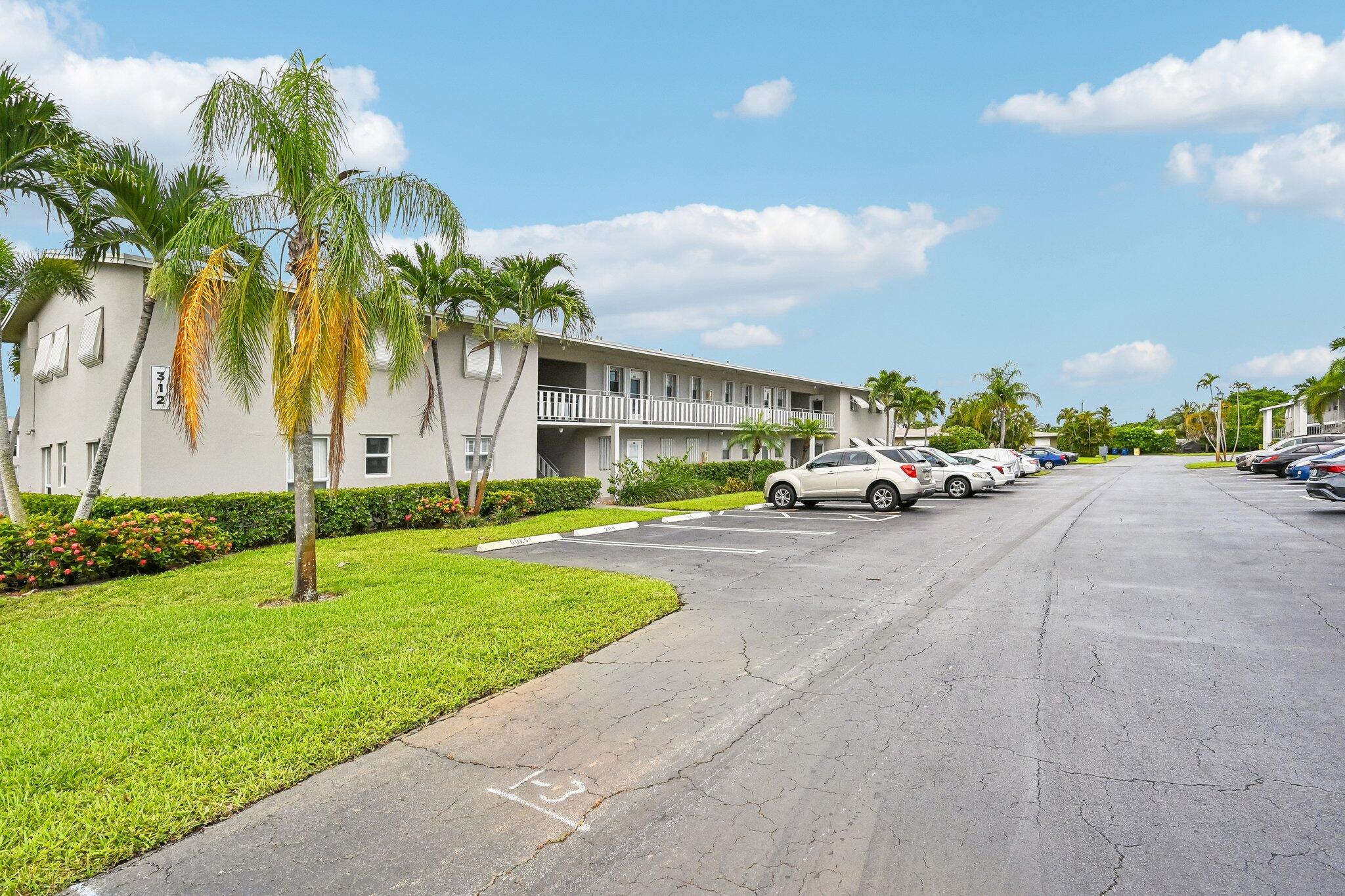 FOUR SEA SUNS CONDO - Residential