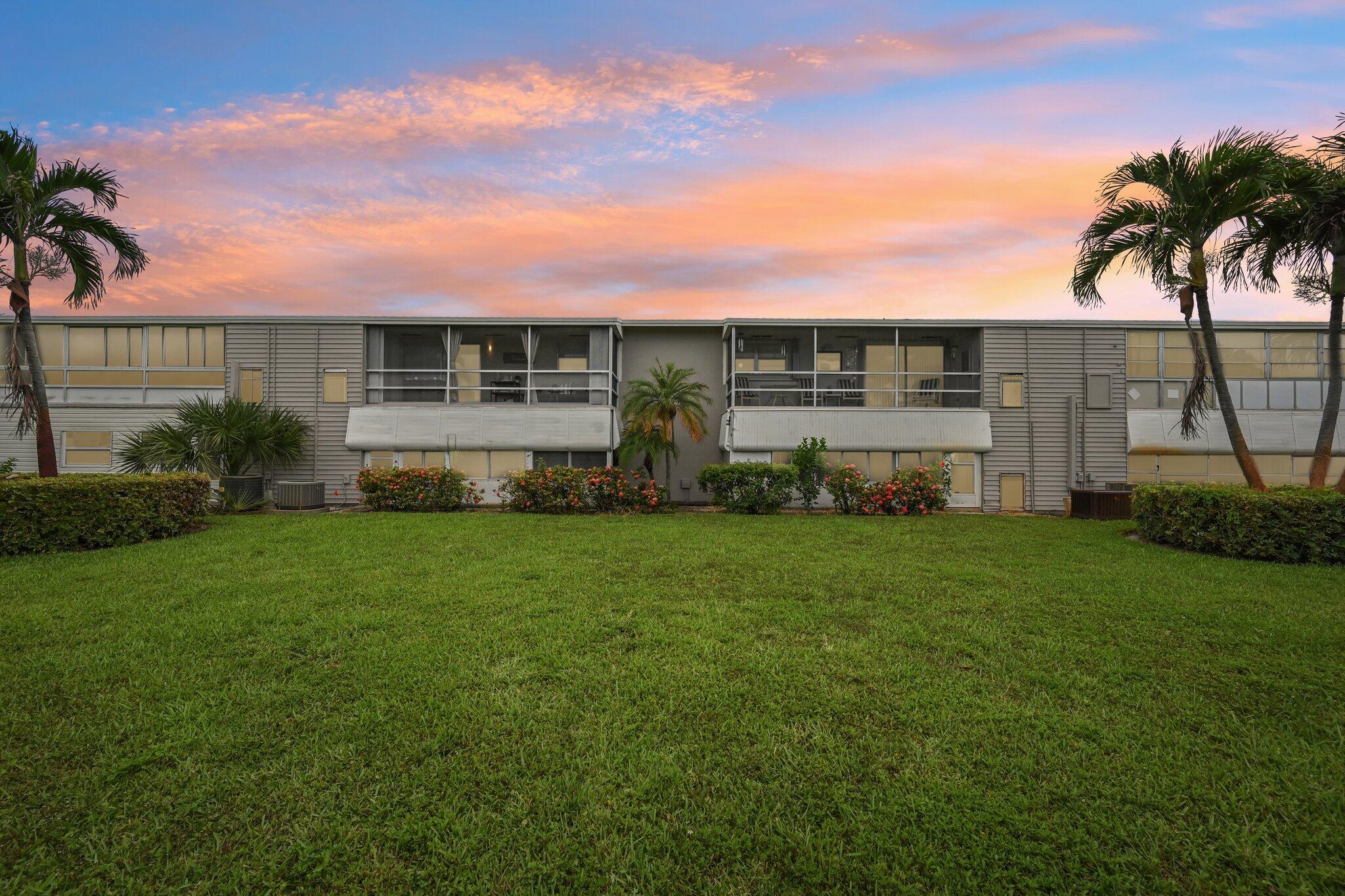 FOUR SEA SUNS CONDO - Residential