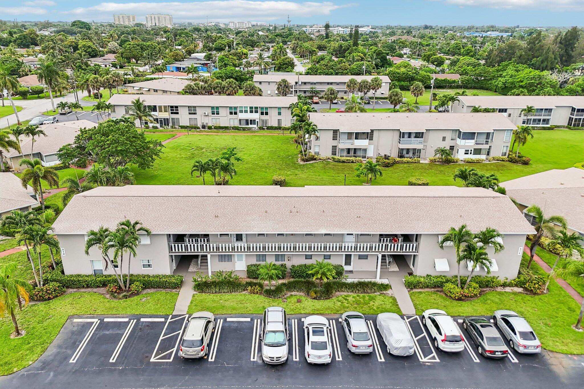 FOUR SEA SUNS CONDO - Residential