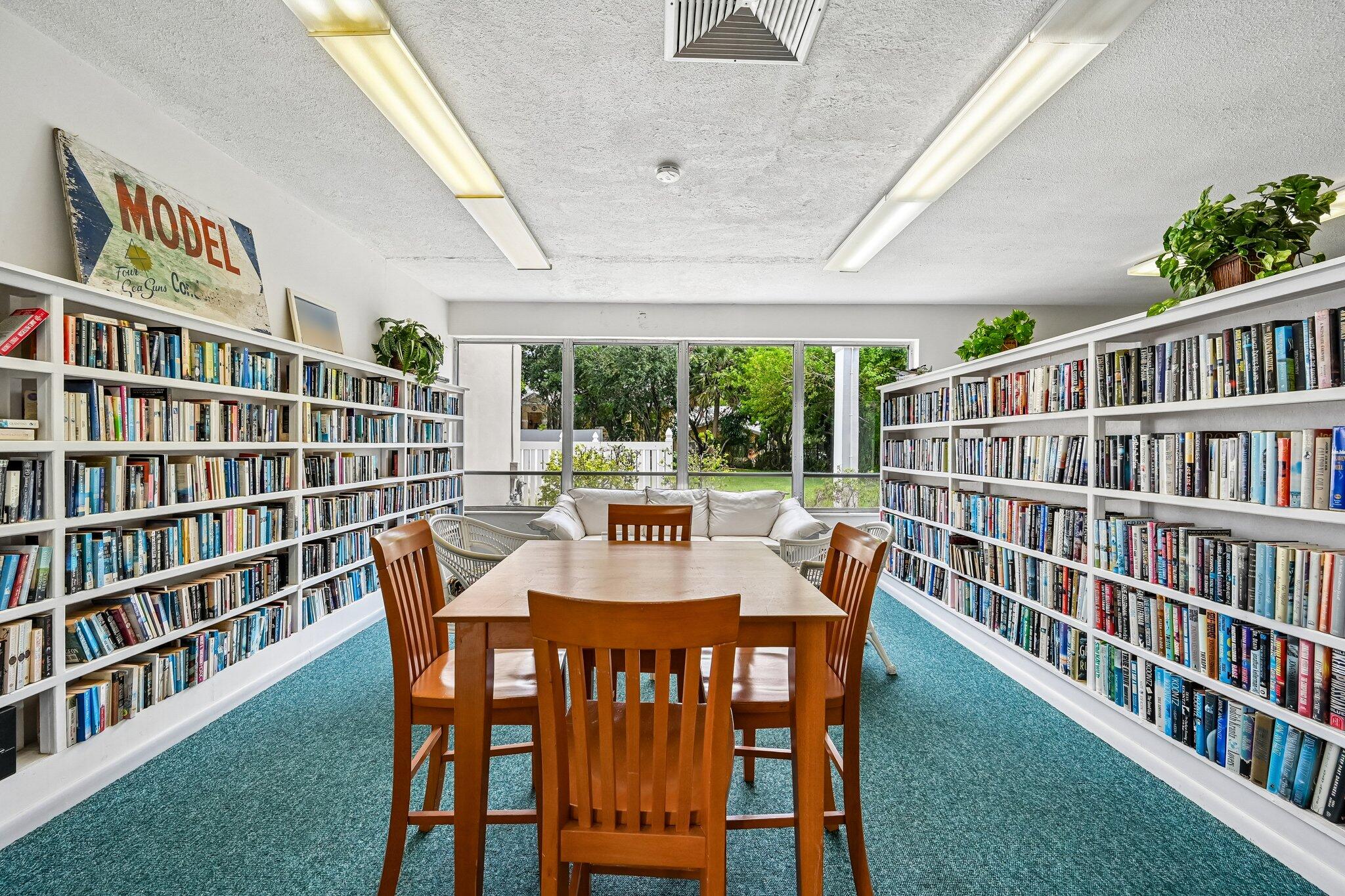 FOUR SEA SUNS CONDO - Residential