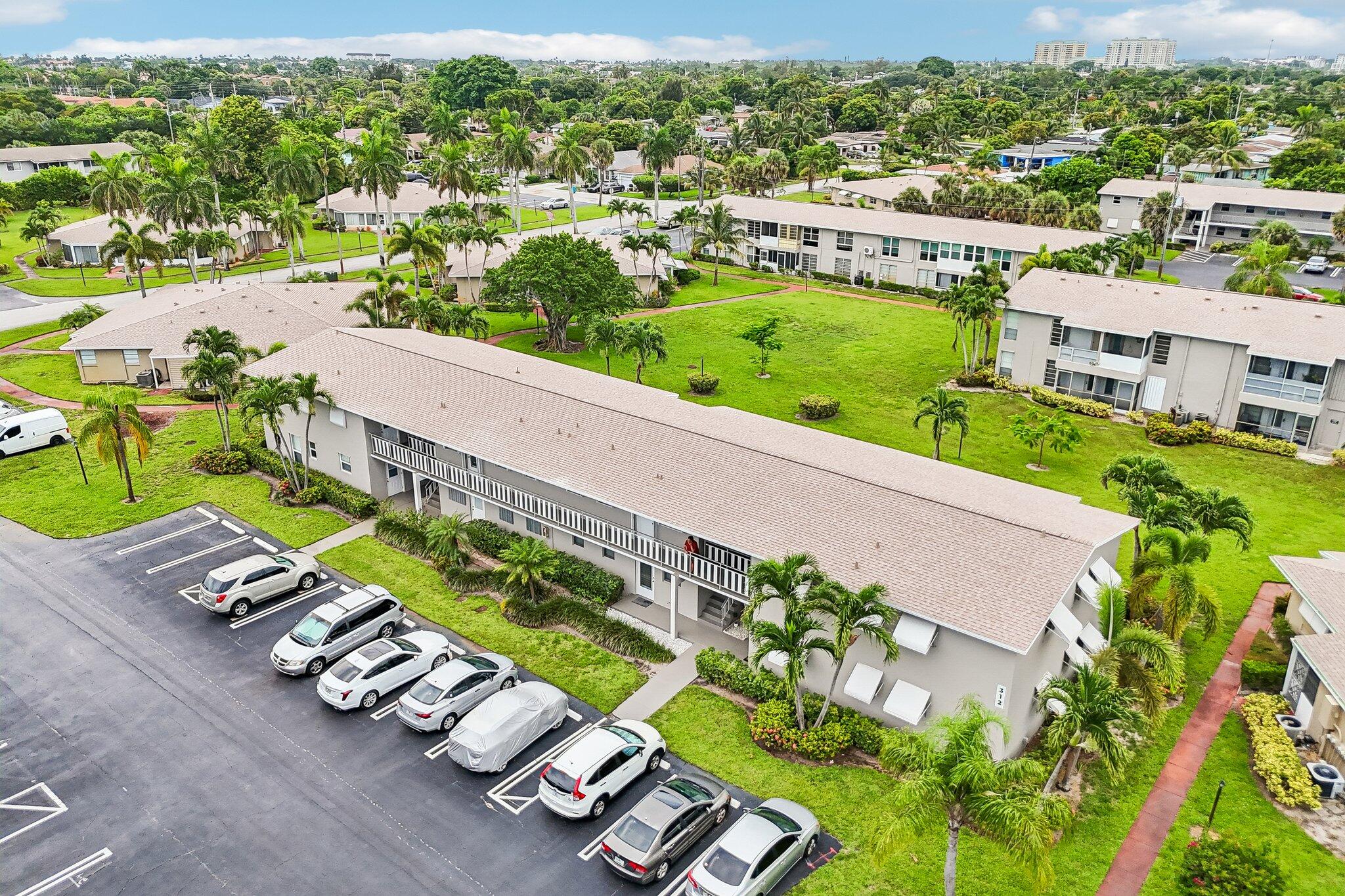FOUR SEA SUNS CONDO - Residential