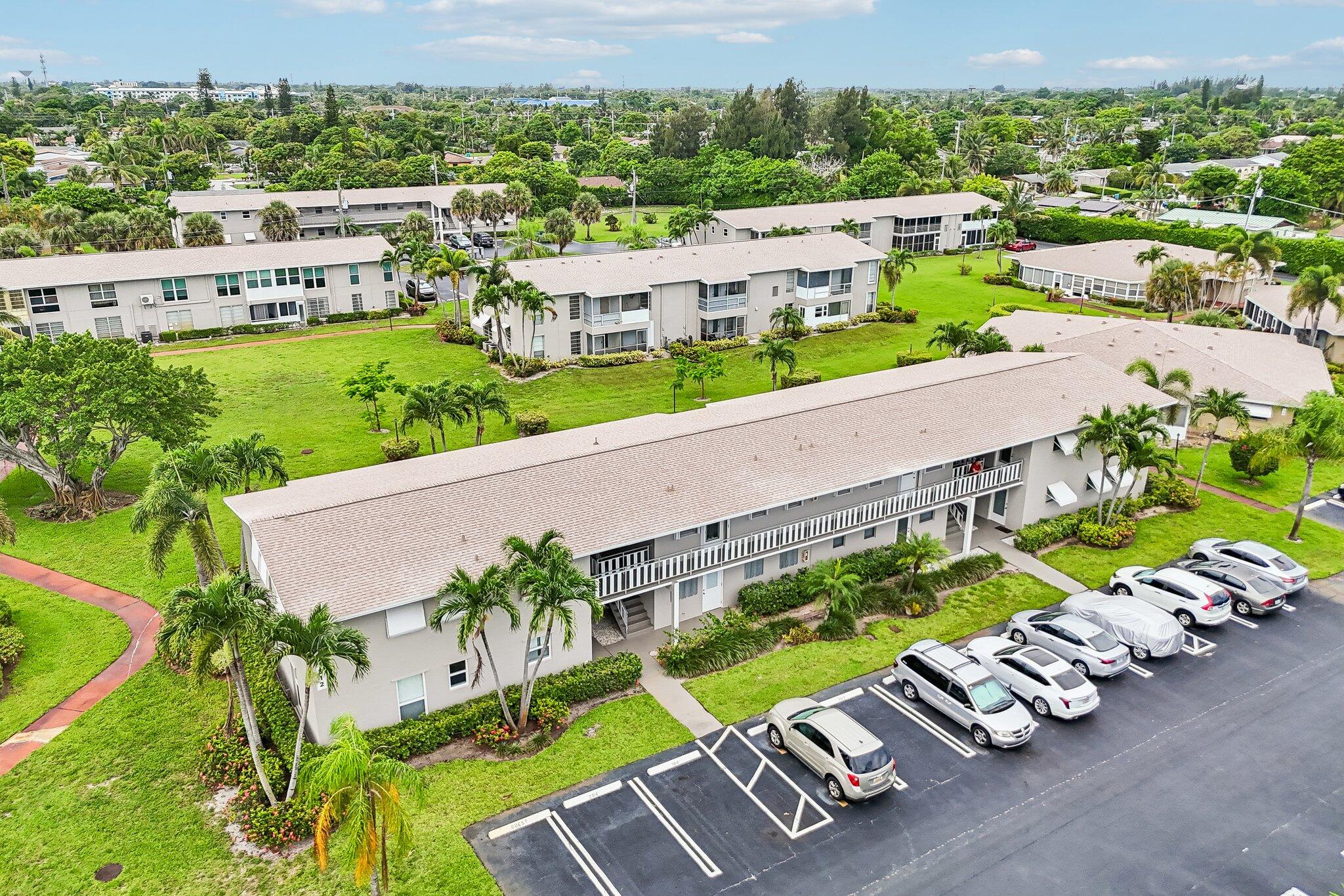 FOUR SEA SUNS CONDO - Residential