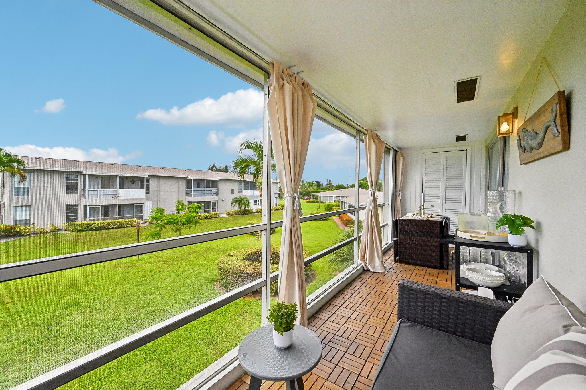 FOUR SEA SUNS CONDO - Residential