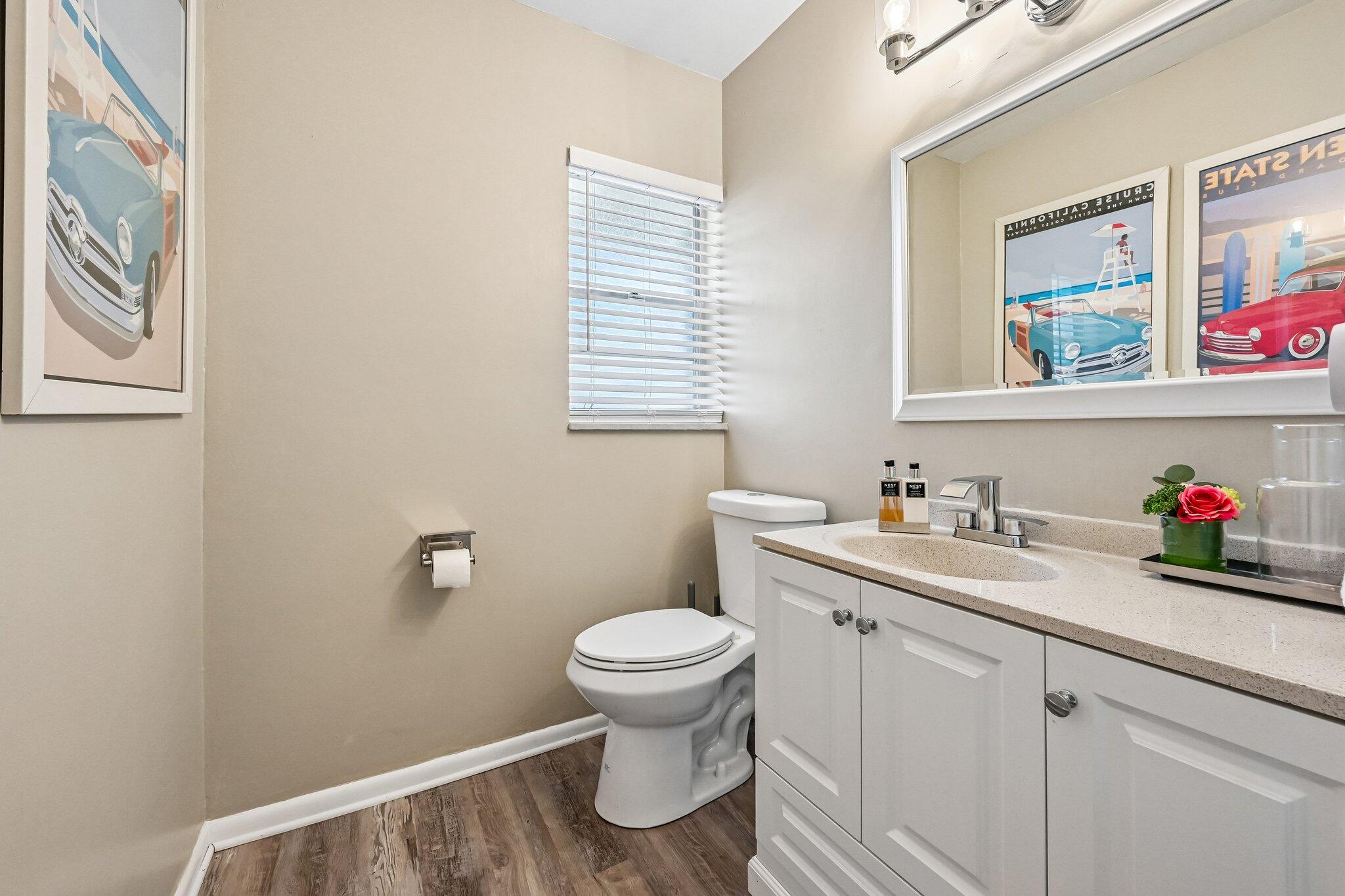 FOUR SEA SUNS CONDO - Residential