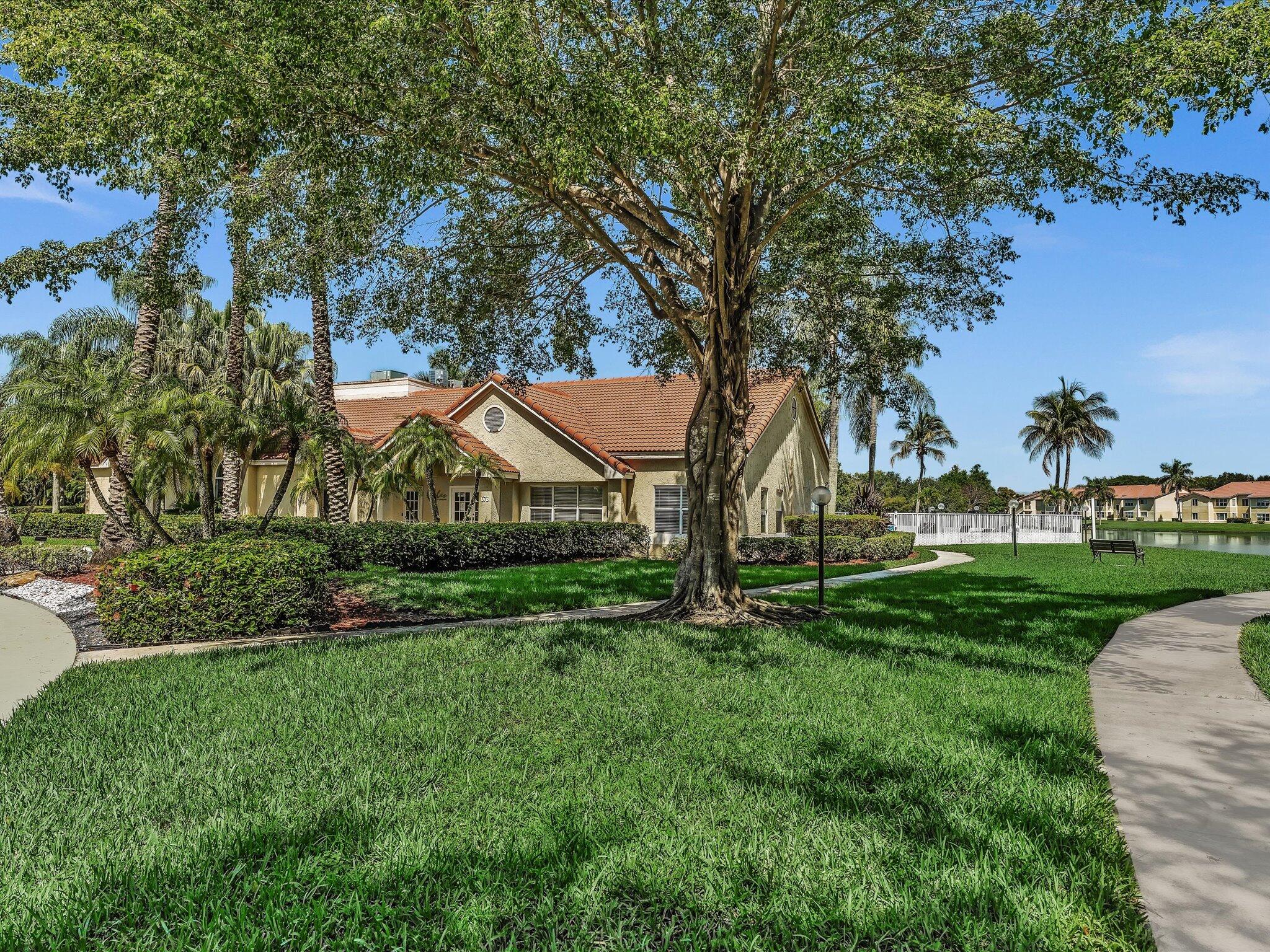 ISLES AT LAGO MAR CONDO - Residential
