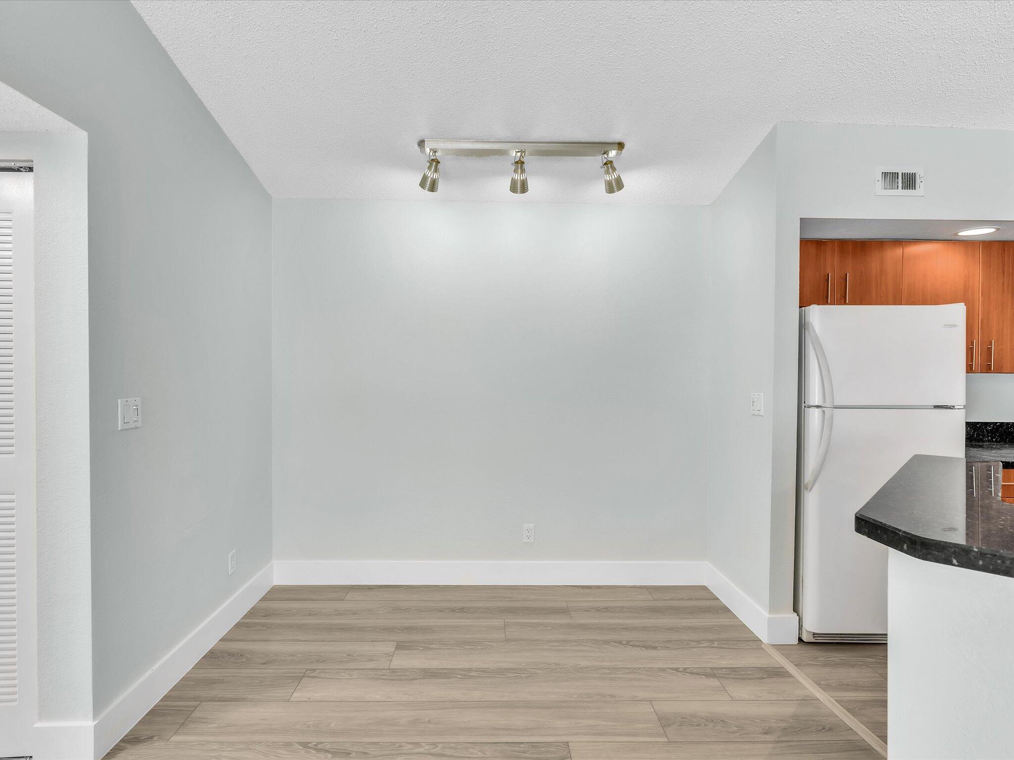 ISLES AT LAGO MAR CONDO - Residential