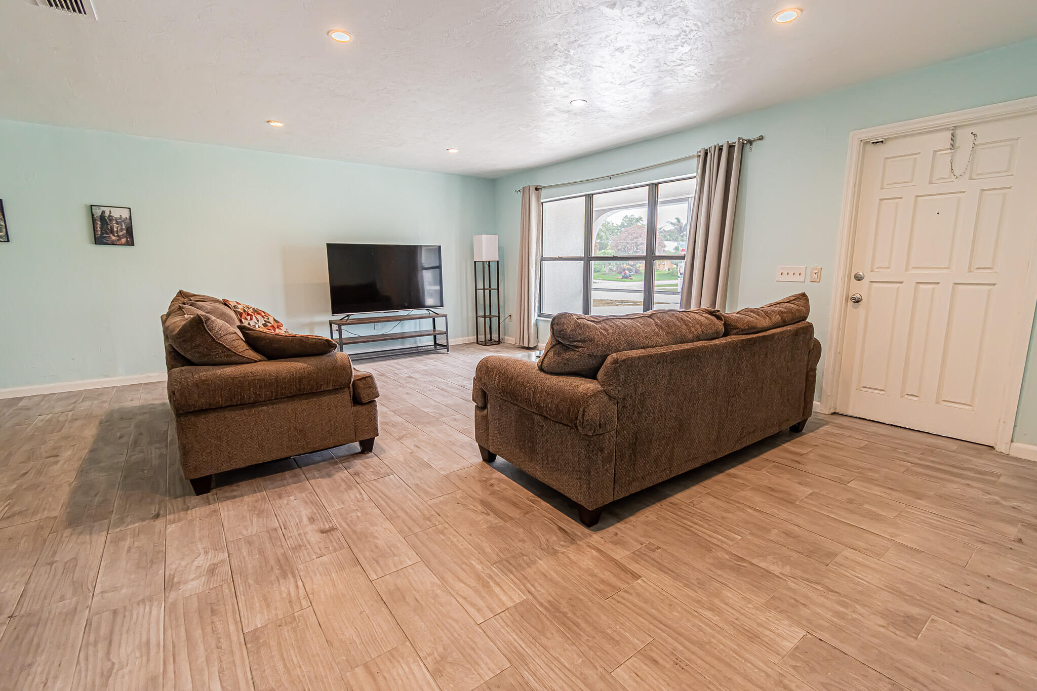 PORT ST LUCIE SECTION 27 - Residential