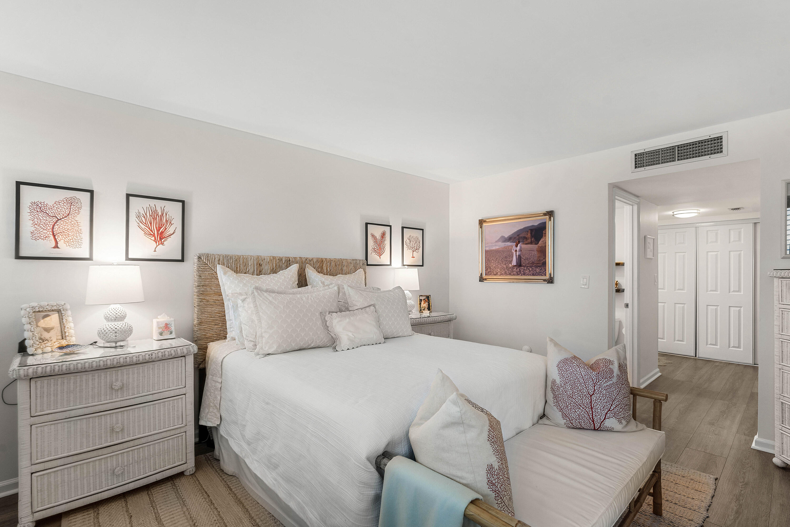 JUPITER OCEAN AND RACQUET CLUB - Residential
