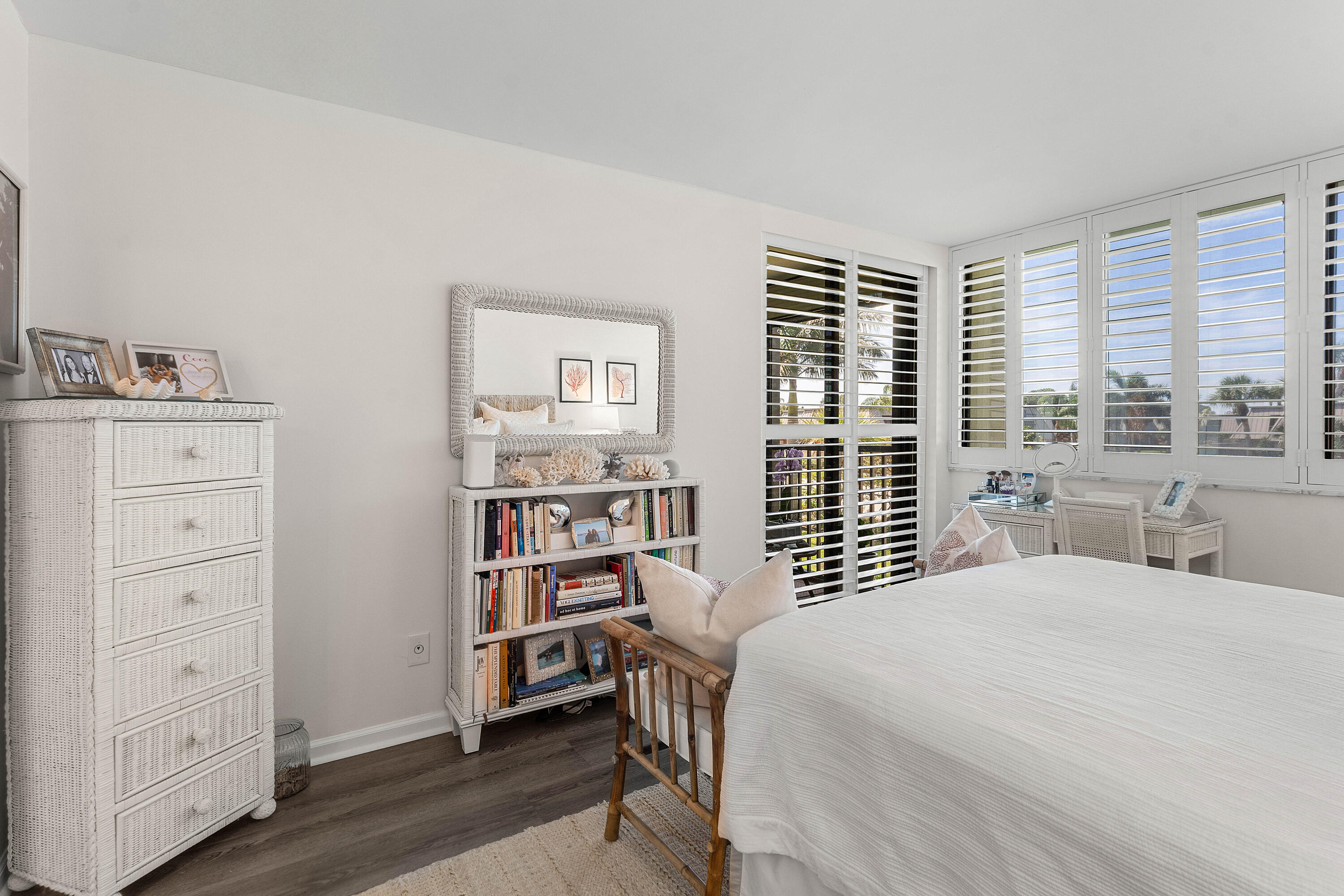 JUPITER OCEAN AND RACQUET CLUB - Residential