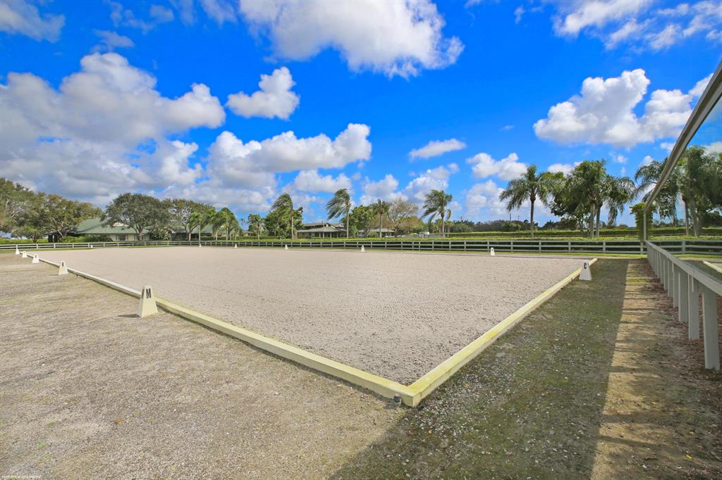 SOUTHFIELDS WELLINGTON COUNTRY - Residential