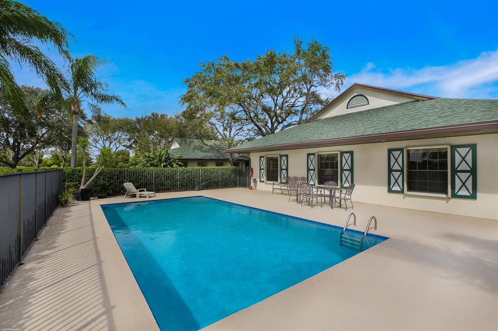 SOUTHFIELDS WELLINGTON COUNTRY - Residential