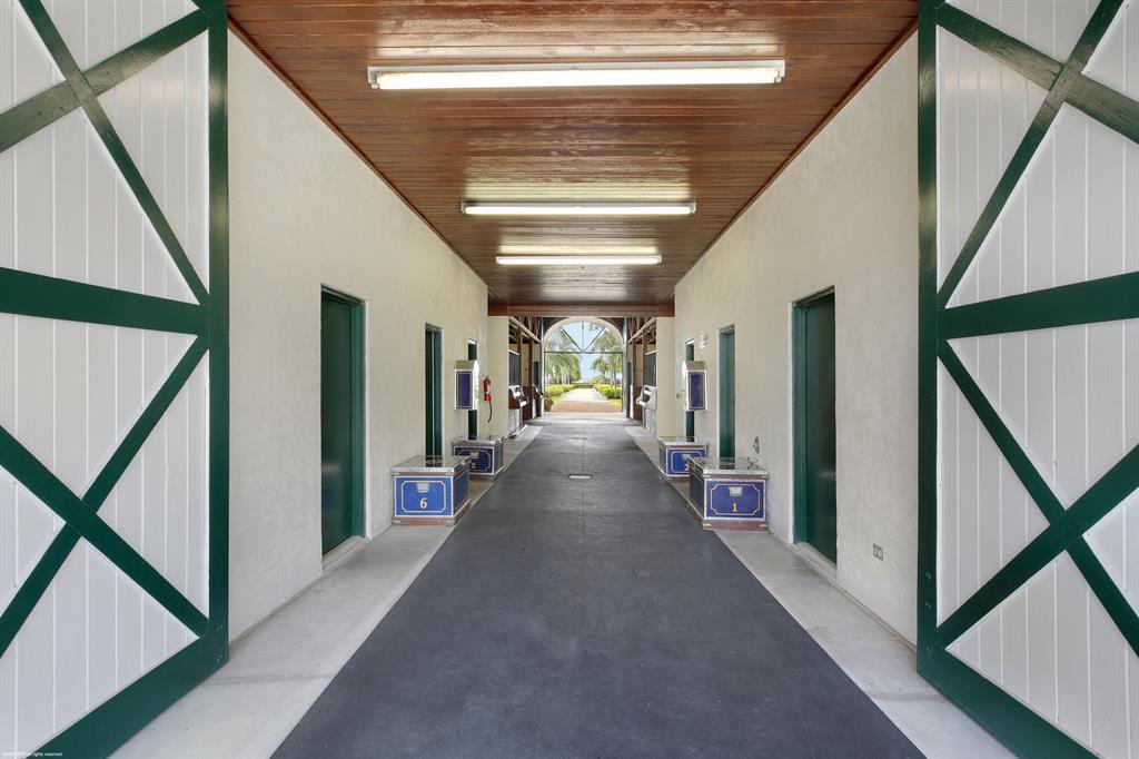 SOUTHFIELDS WELLINGTON COUNTRY - Residential