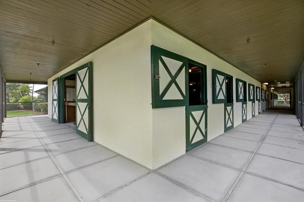 SOUTHFIELDS WELLINGTON COUNTRY - Residential