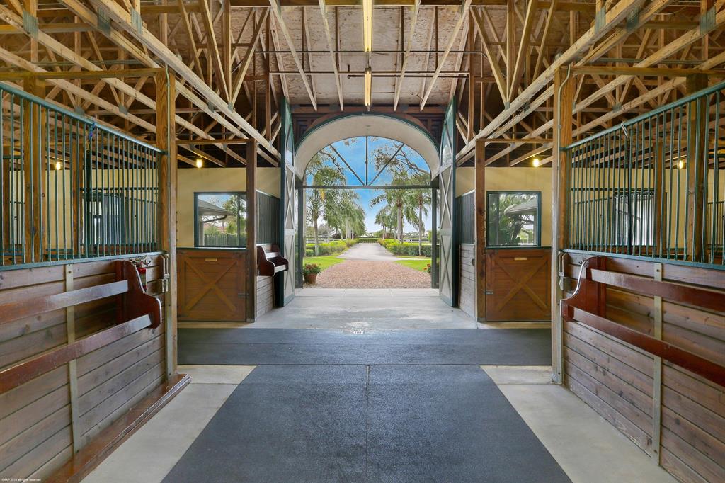 SOUTHFIELDS WELLINGTON COUNTRY - Residential