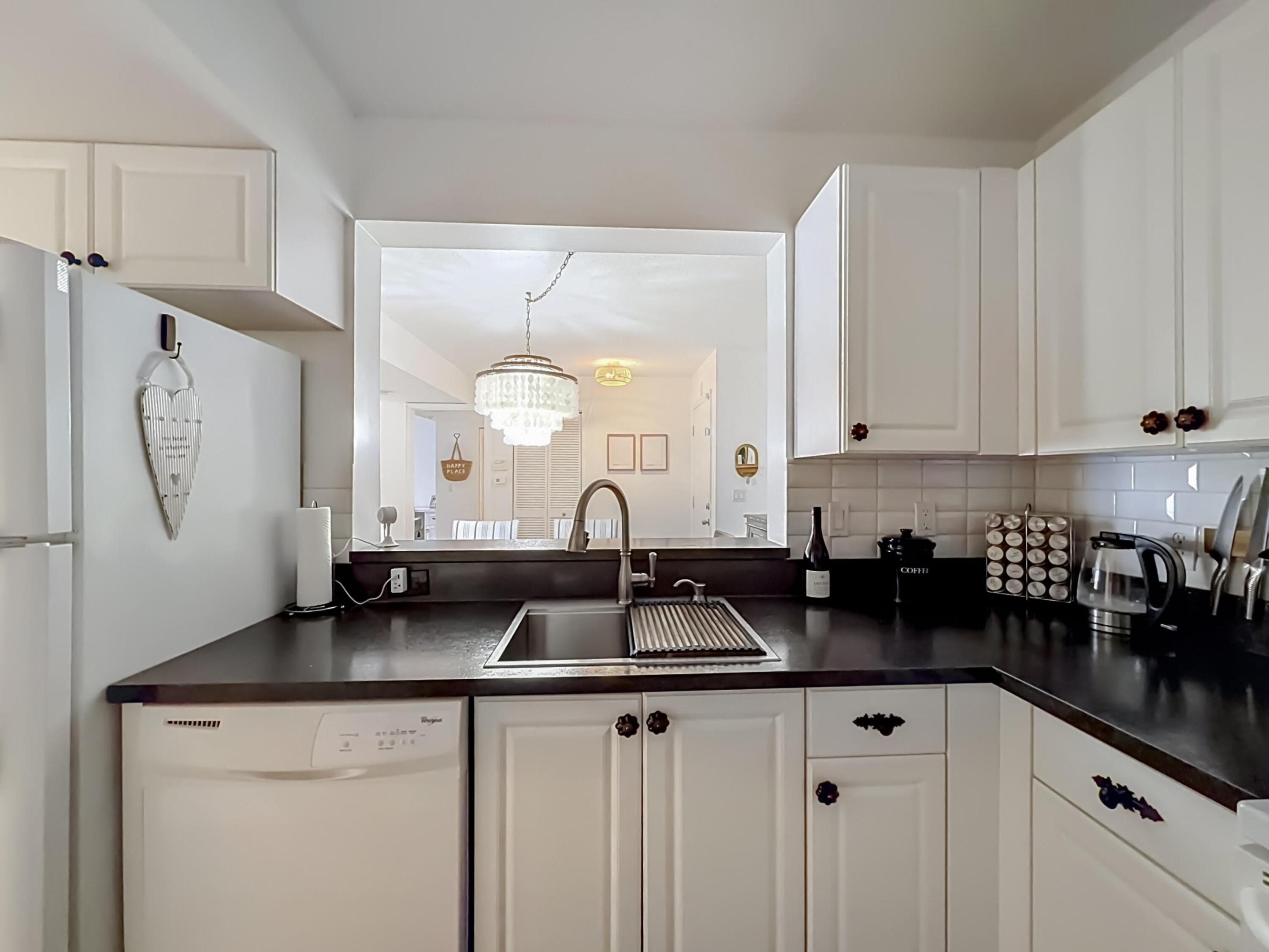 SHERIDAN EAST CONDO BLDG 2 - Residential