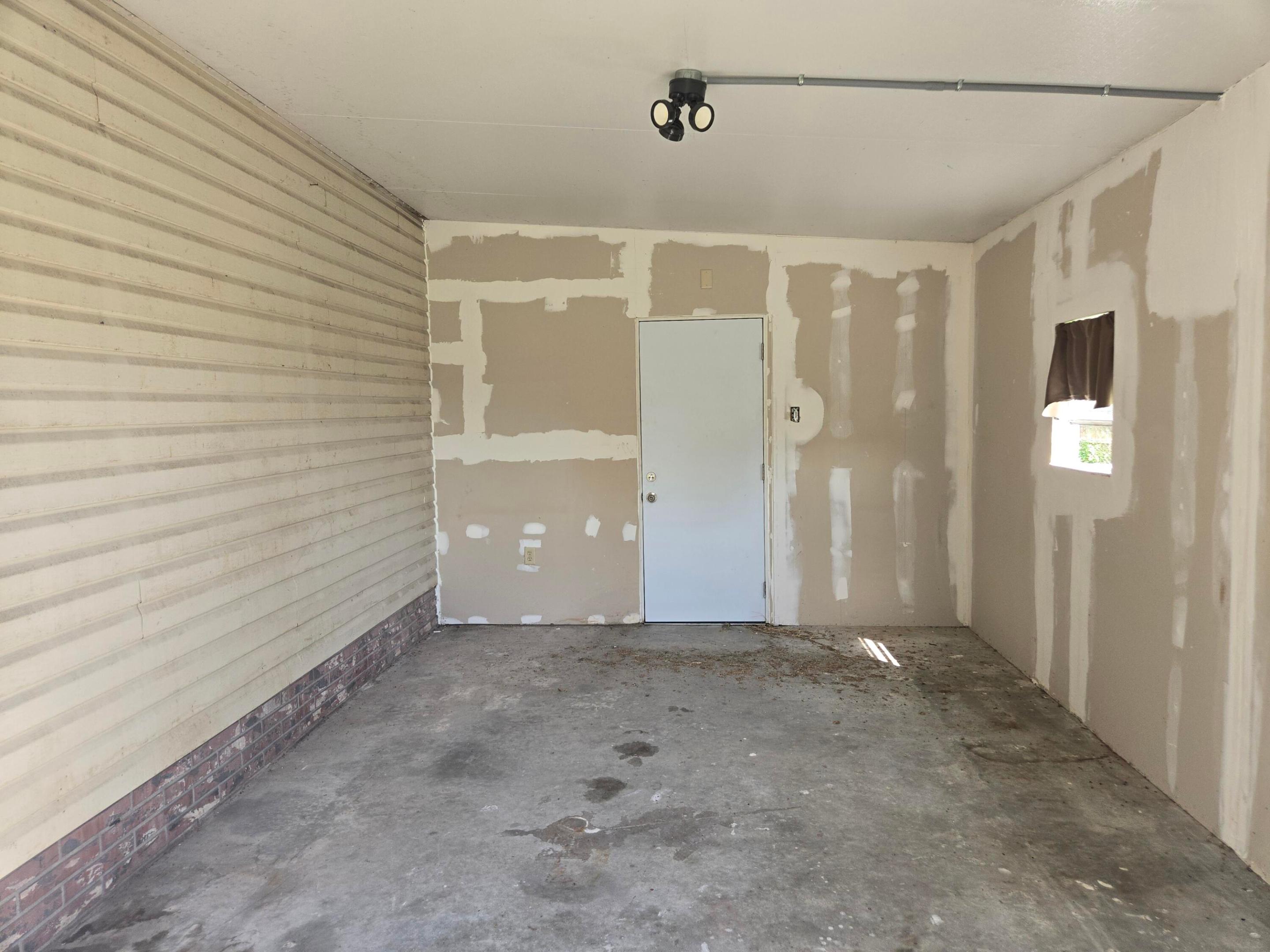 SEMINOLE COVE CONDOMINIUM - Residential