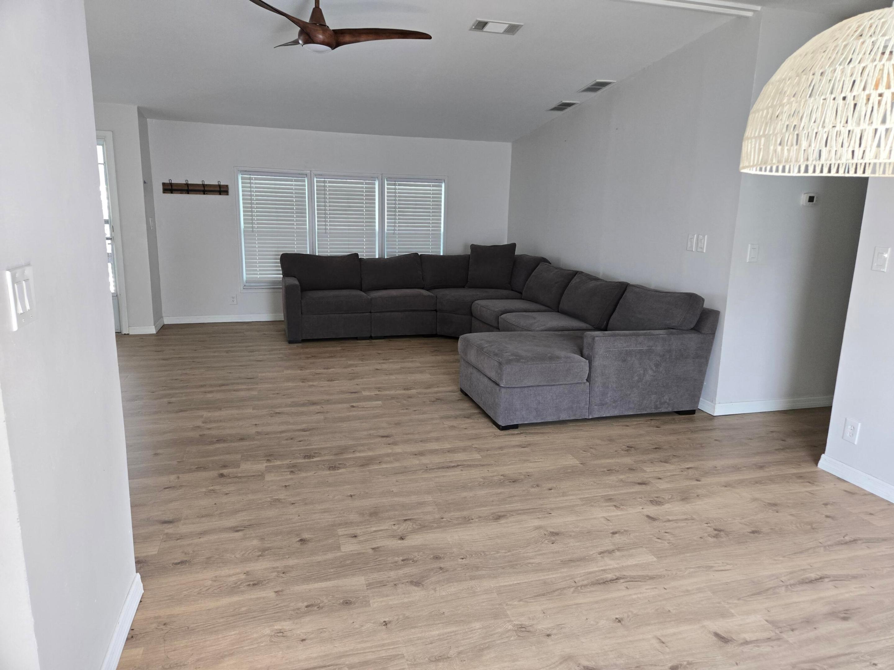 SEMINOLE COVE CONDOMINIUM - Residential
