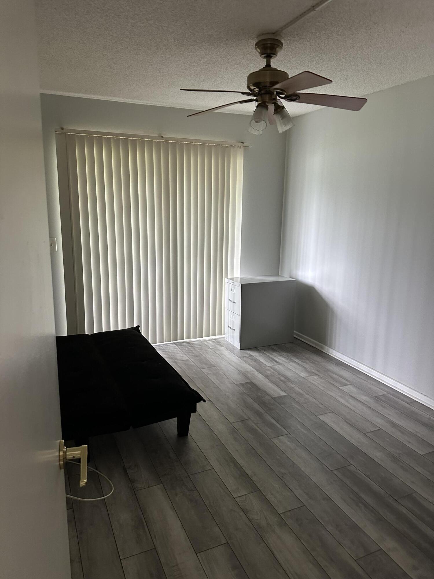 FANSHAW AT CENTURY VILLAGE CONDO - Residential Lease