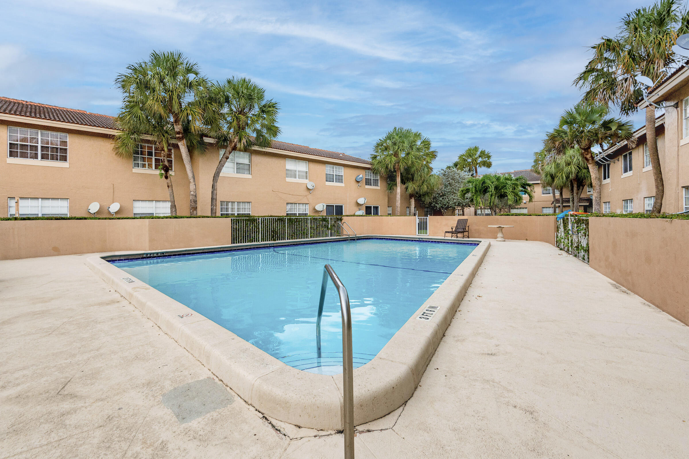 CORAL VILLAGE CONDO - Residential