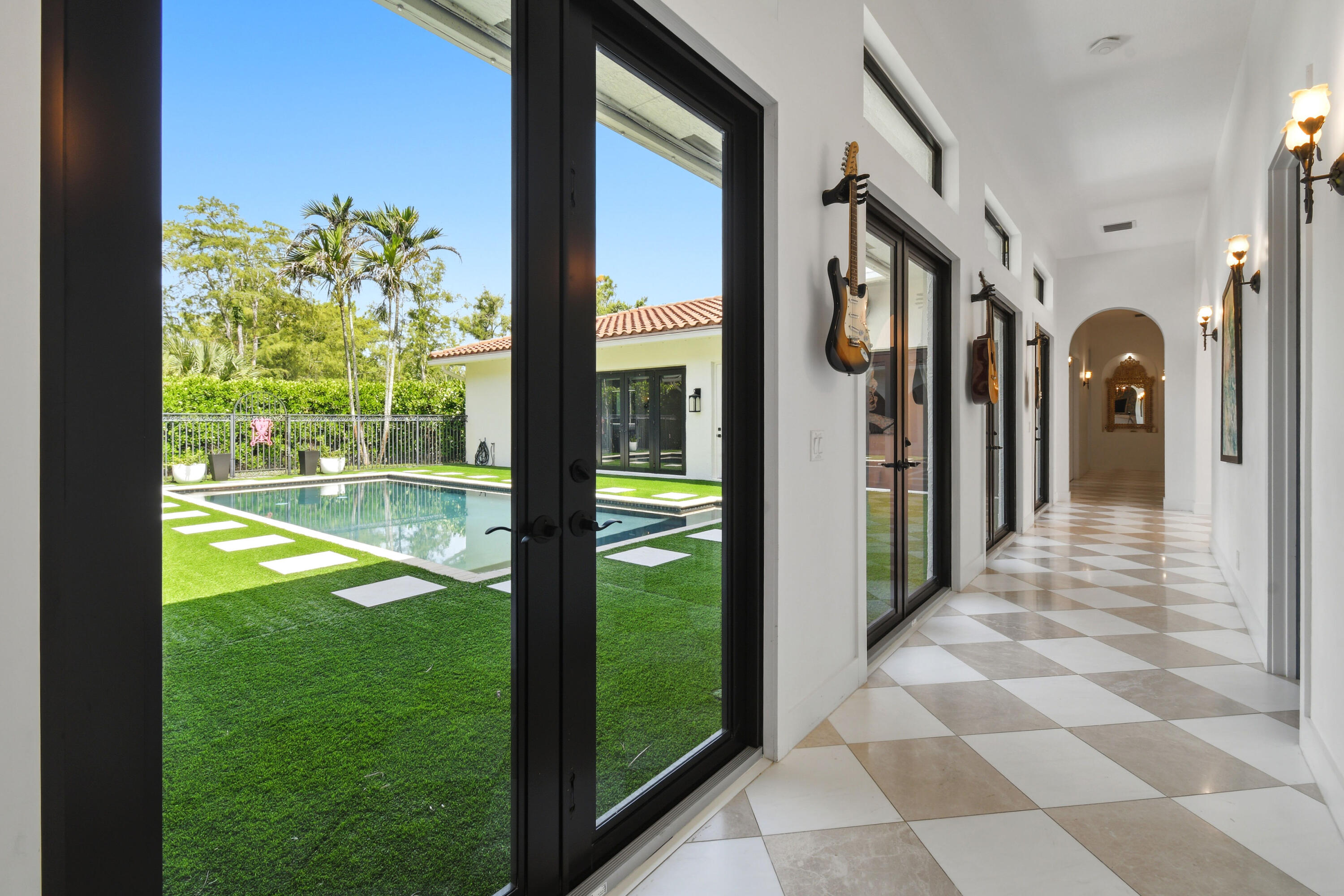 Palm Beach Country Estates - Residential