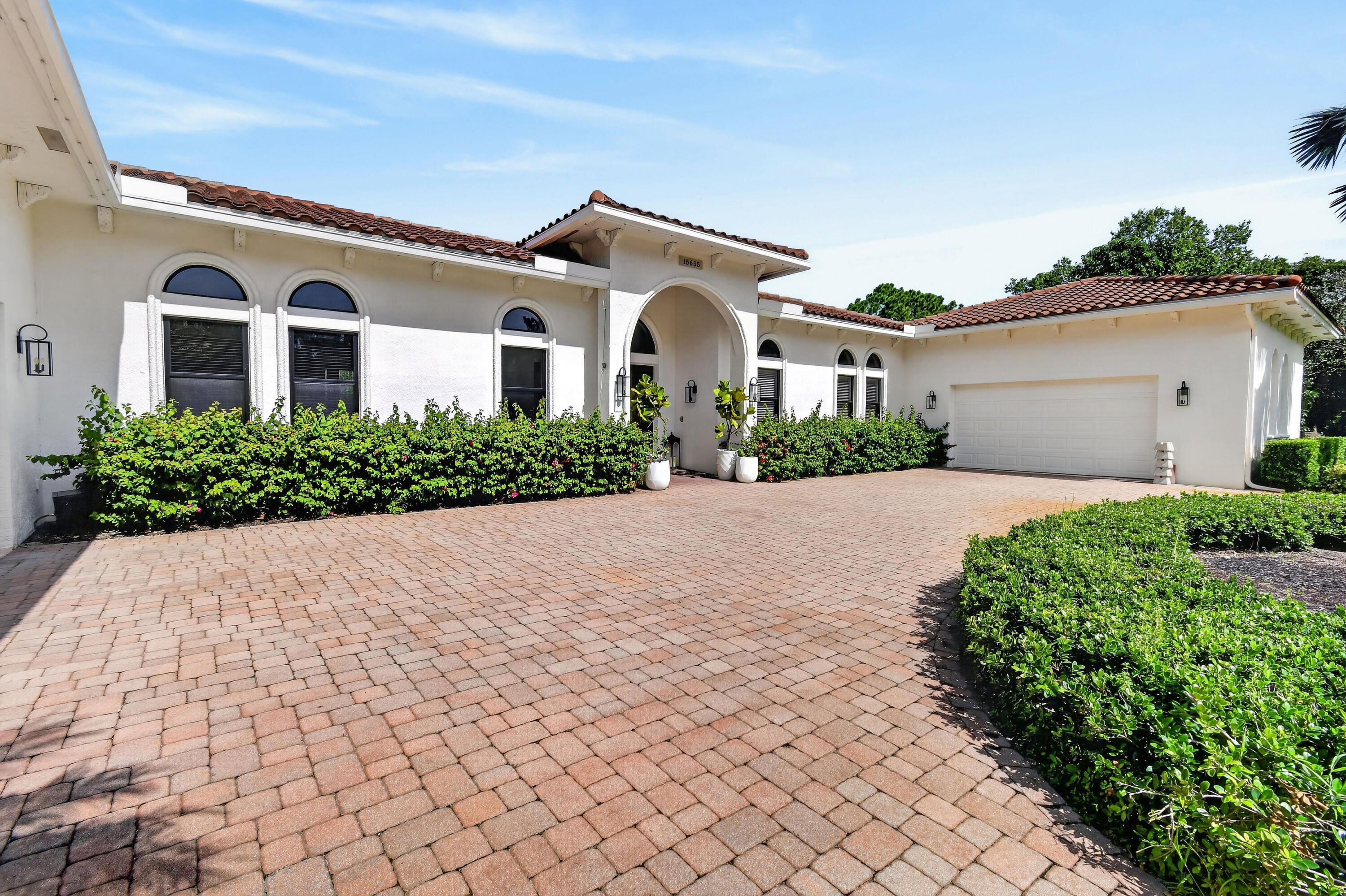 Palm Beach Country Estates - Residential