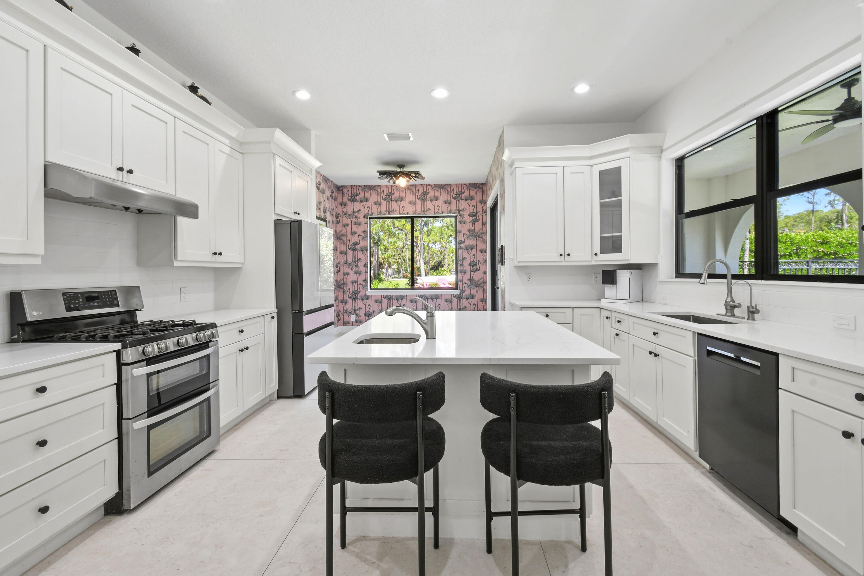 Palm Beach Country Estates - Residential