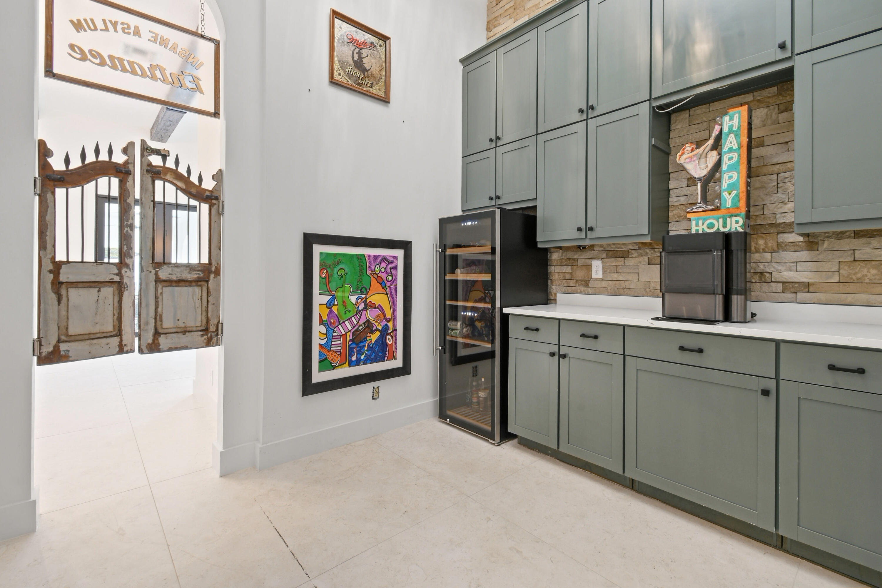 Palm Beach Country Estates - Residential