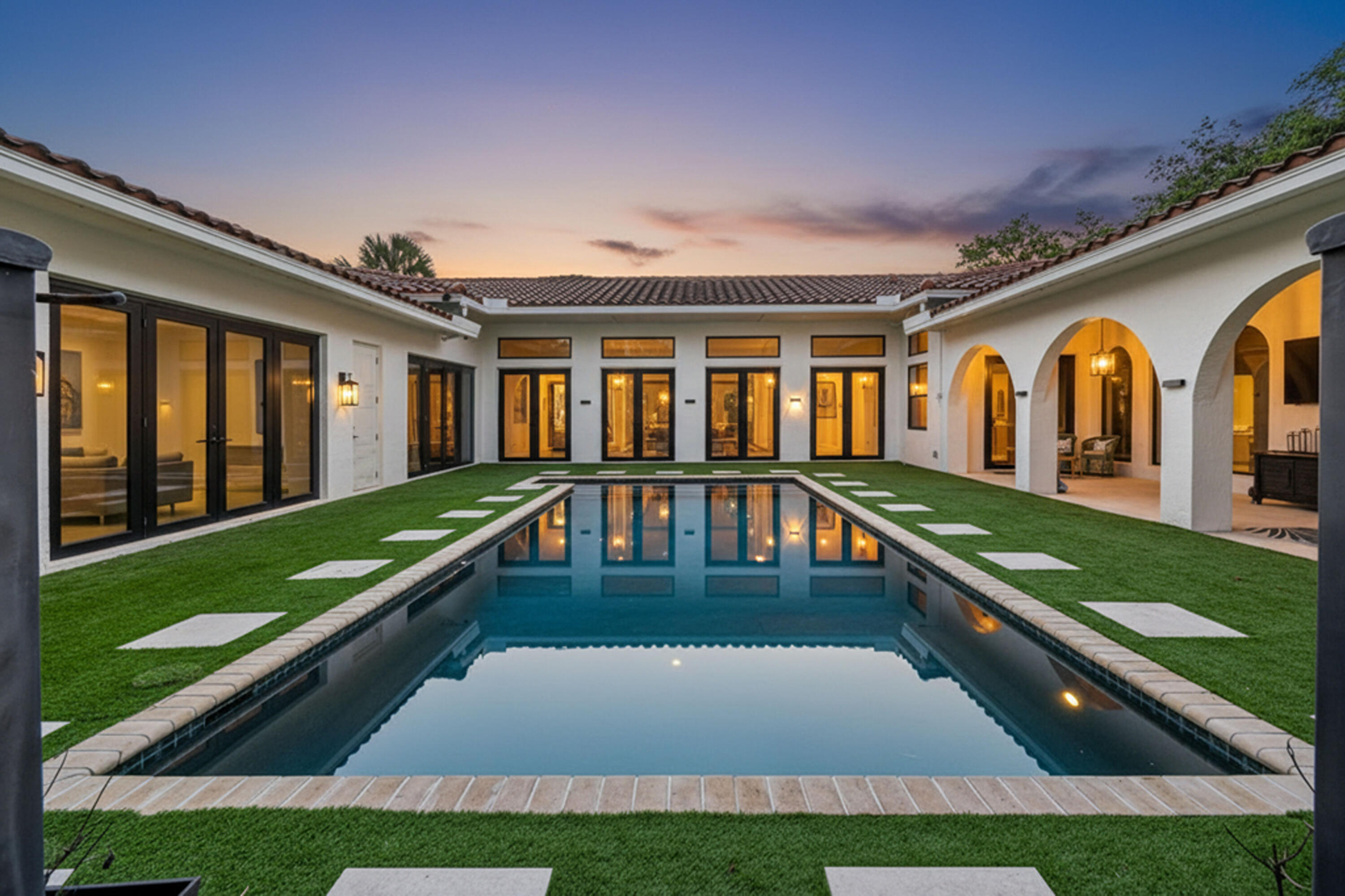 Palm Beach Country Estates - Residential
