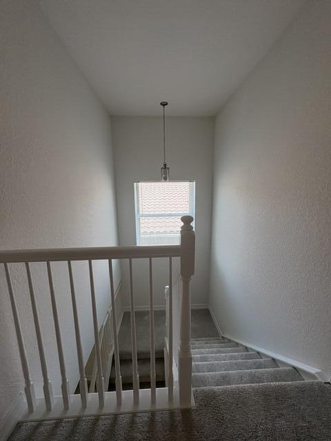 CANYON TRAILS - Residential Lease