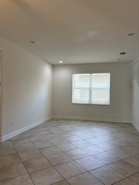 CANYON TRAILS - Residential Lease