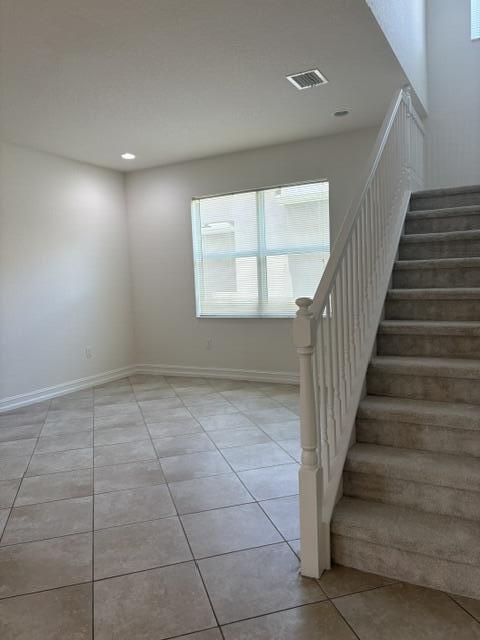 CANYON TRAILS - Residential Lease
