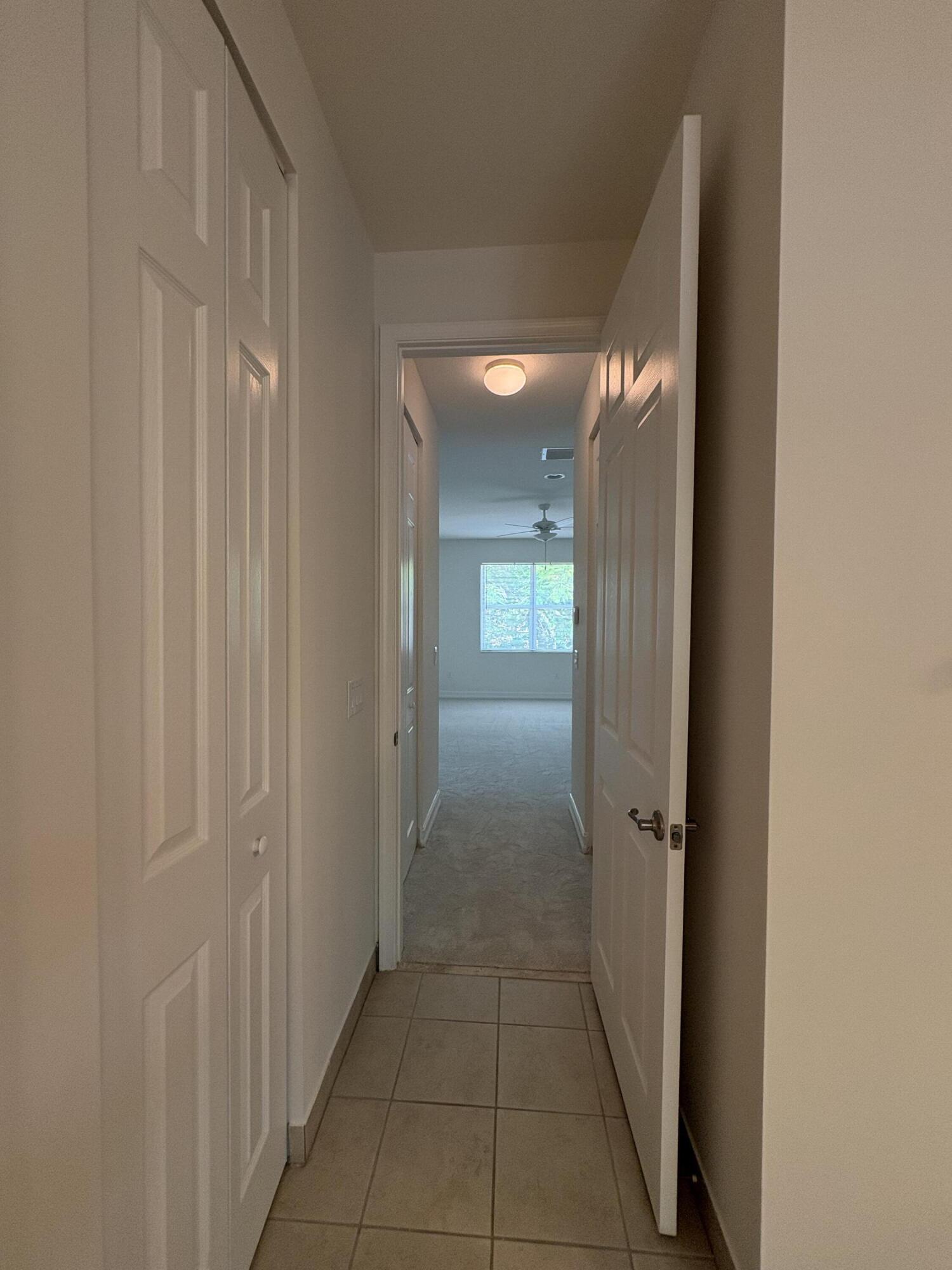 CANYON TRAILS - Residential Lease