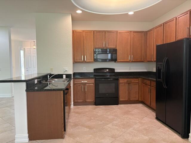 CANYON TRAILS - Residential Lease