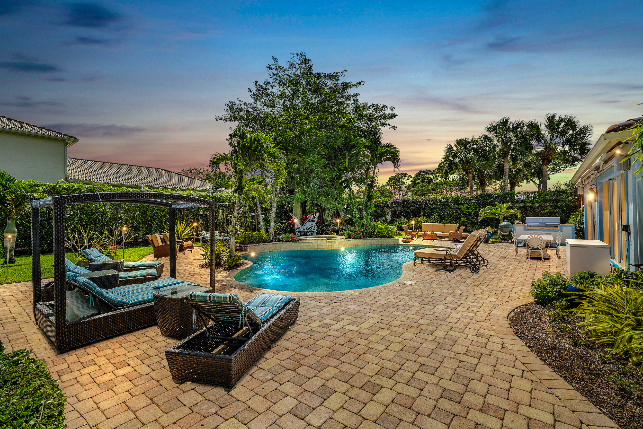 Double Lot  - One of only a handful of double lots in Prestigious Admirals Cove.  This home boasts wonderful and private pool and patios with access to the main house and guest house.
In the main house you will find a large master suite with marble bath, walk-in closets, jacuzzi tub and shower,  2 guest rooms with private baths, great room, office (that can be a convertible 5 bedroom with full bath), kitchen with granite counters and custom wood cabinetry.  The guest house has a living room, kitchenette, bedroom and full bath with separate private entry and outdoor shower.   Part of the oversized 4 car garage has been converted into a BONUS/REC room that can be put back to a the original 4 car garage.

This is a one of kind property within the gates of Admirals Cove.
