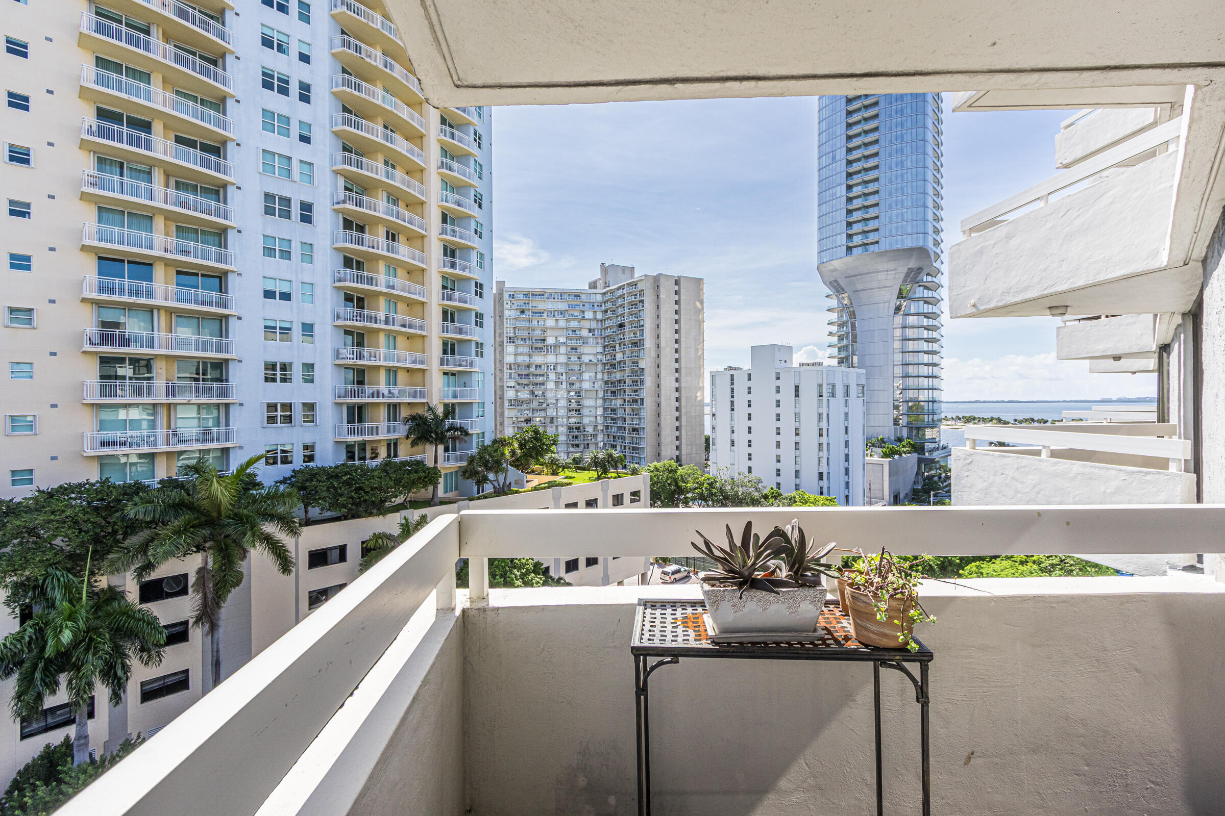 BRICKELL PARK CONDO - Residential