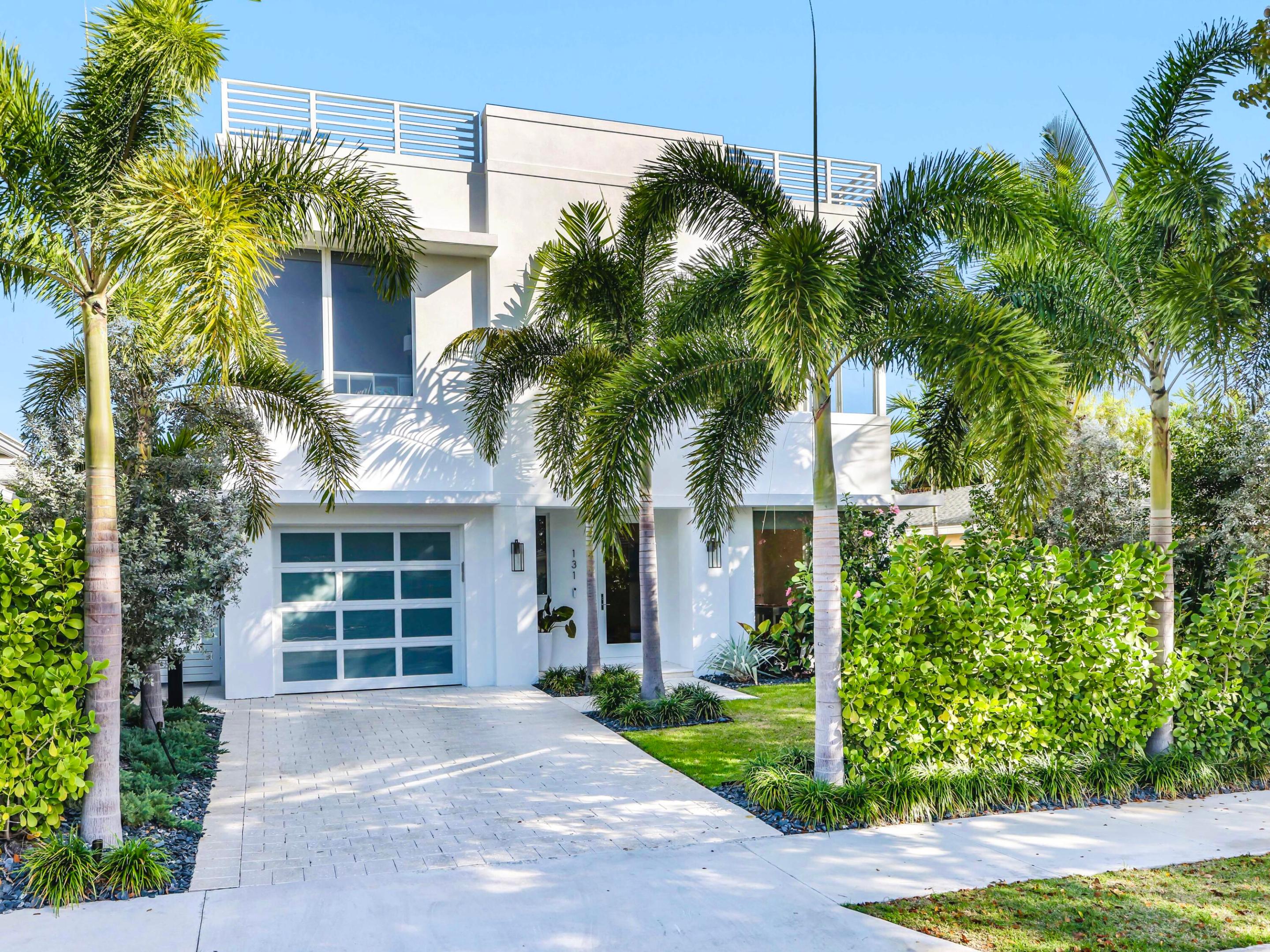 EDGEWATER - Residential