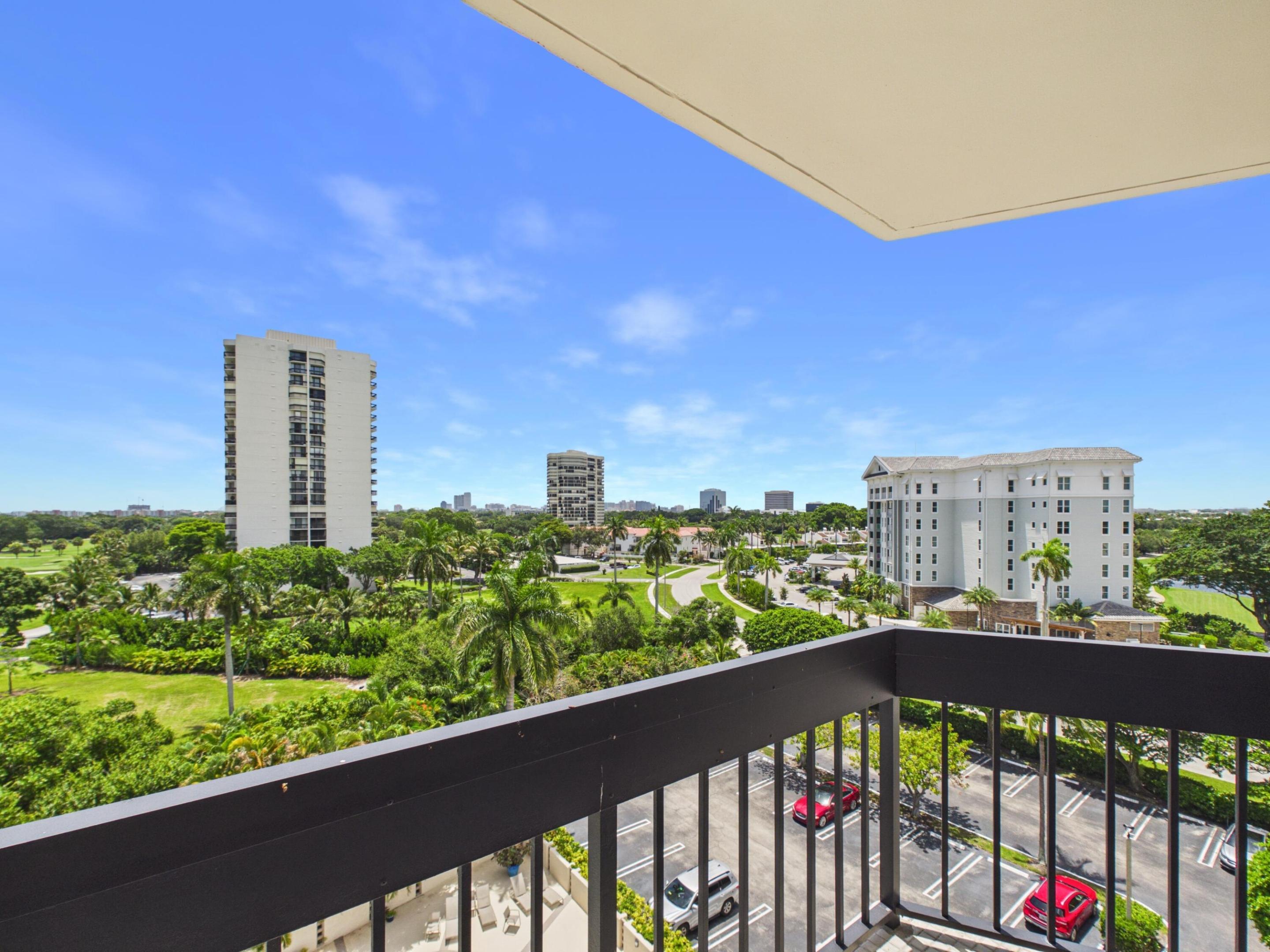 LANDS OF THE PRESIDENT CONDO 3 - Residential