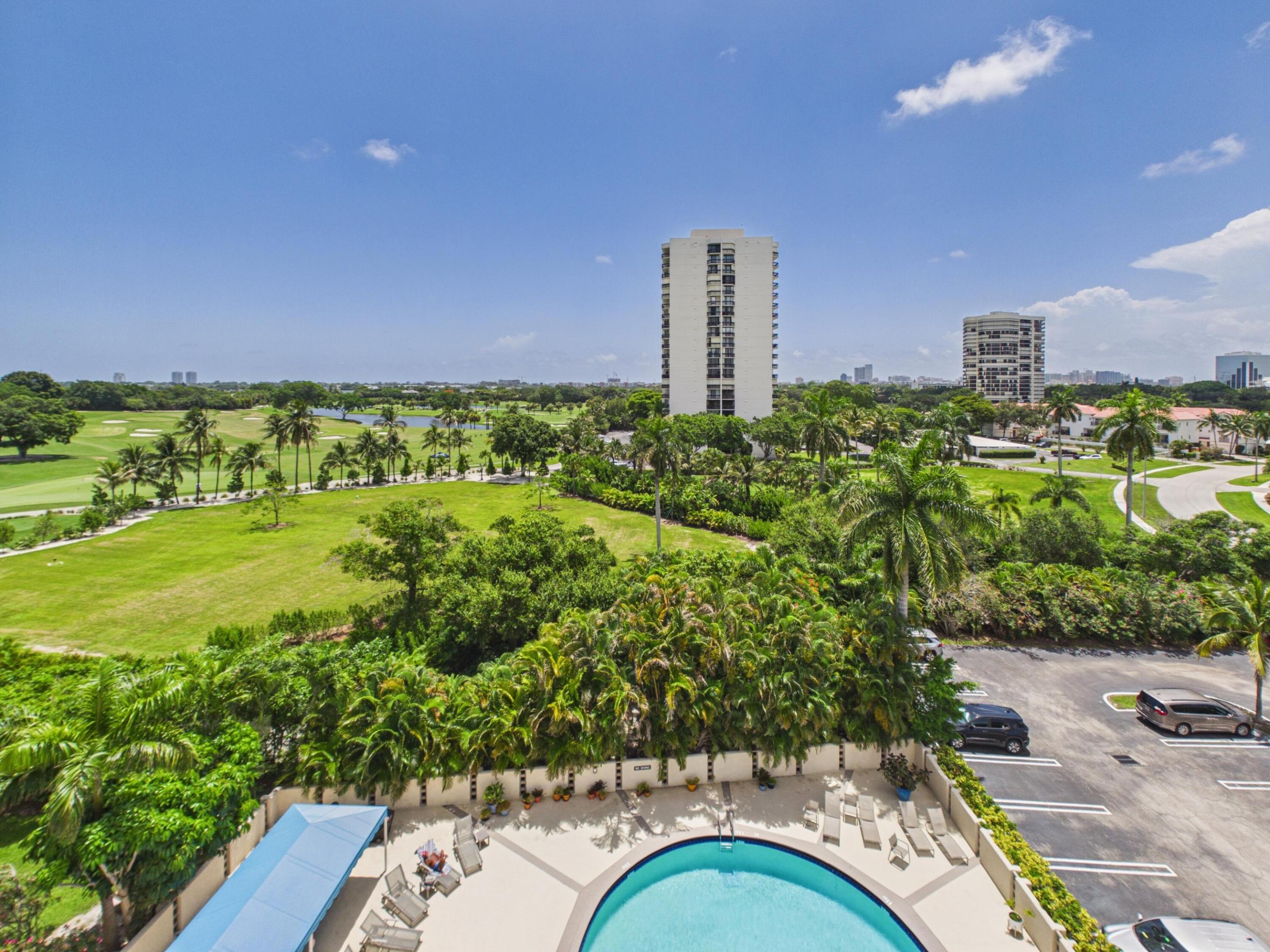 LANDS OF THE PRESIDENT CONDO 3 - Residential