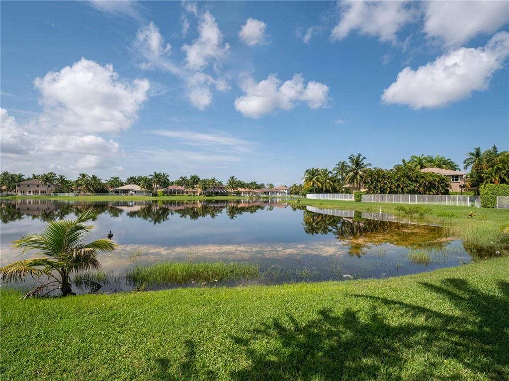 Victoria Isles - Residential