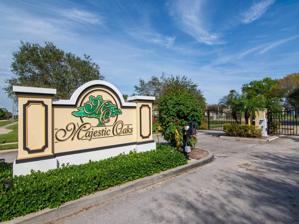 MAJESTIC OAKS - Residential
