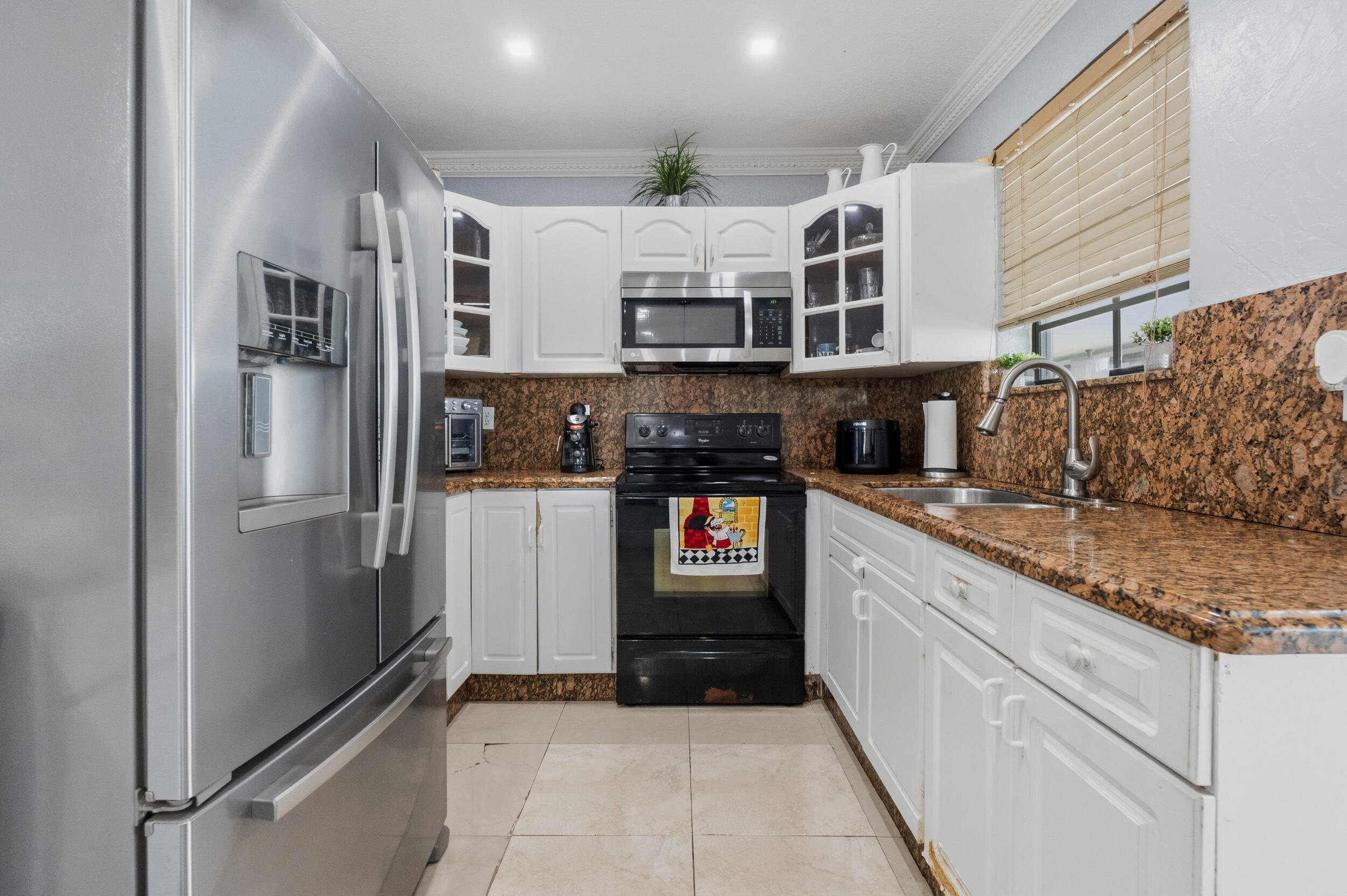 BRADLEY MANOR 3RD ADDN - Residential