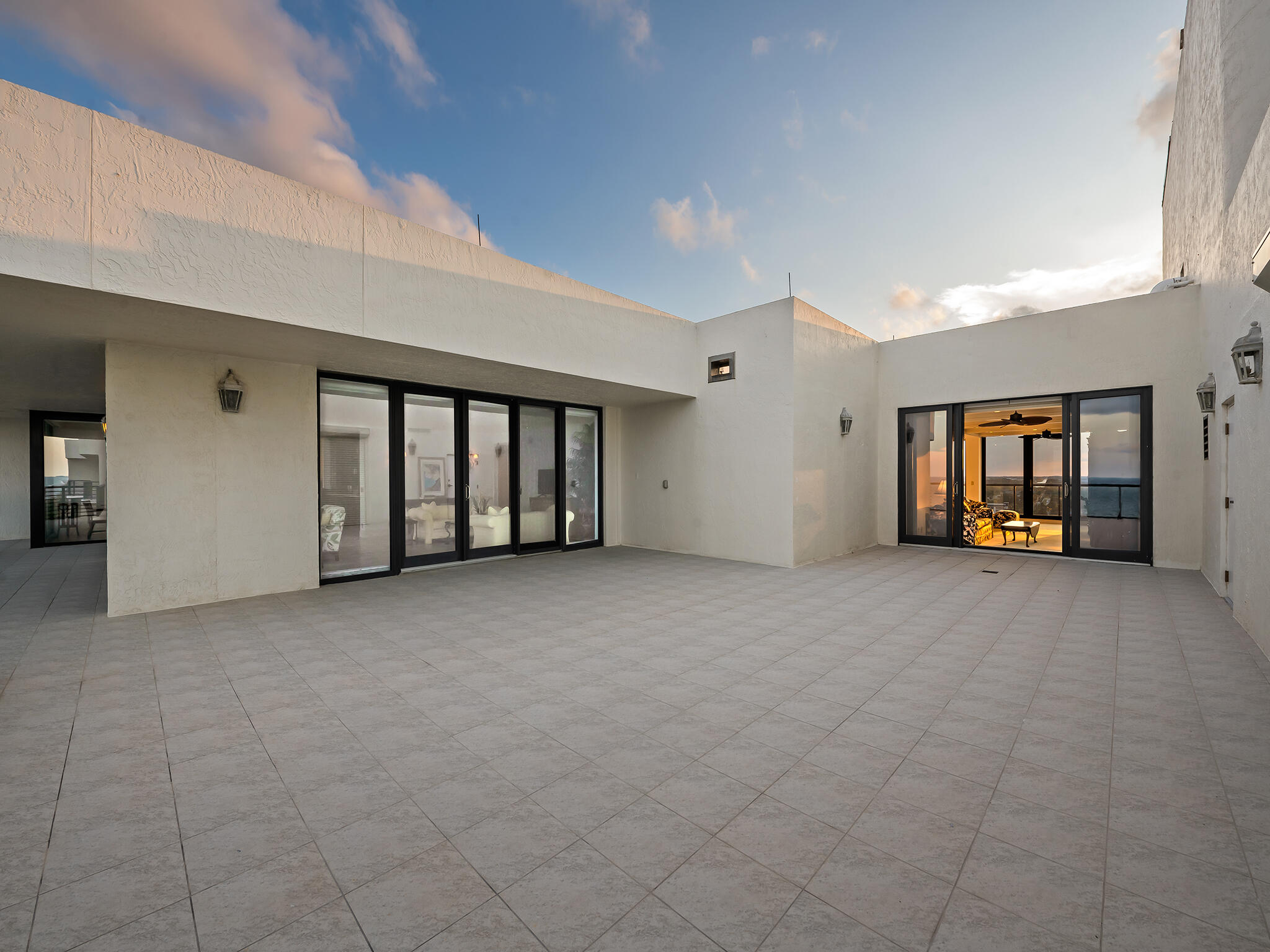 VILLA MAGNA CONDO - Residential