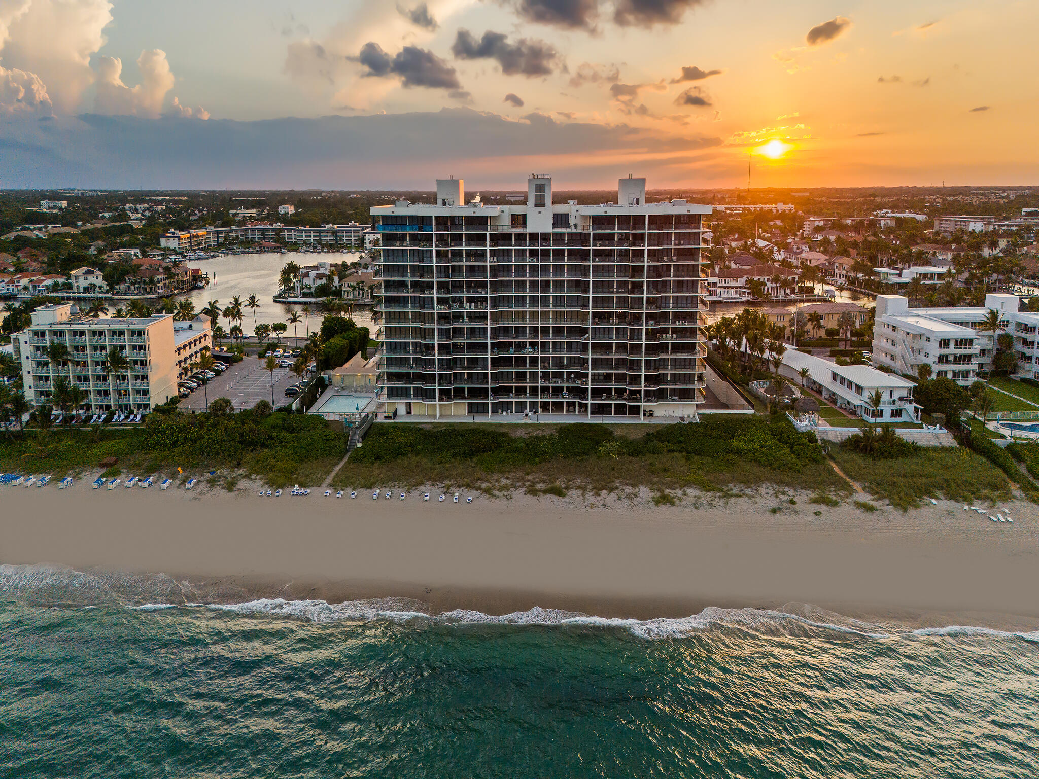 VILLA MAGNA CONDO - Residential
