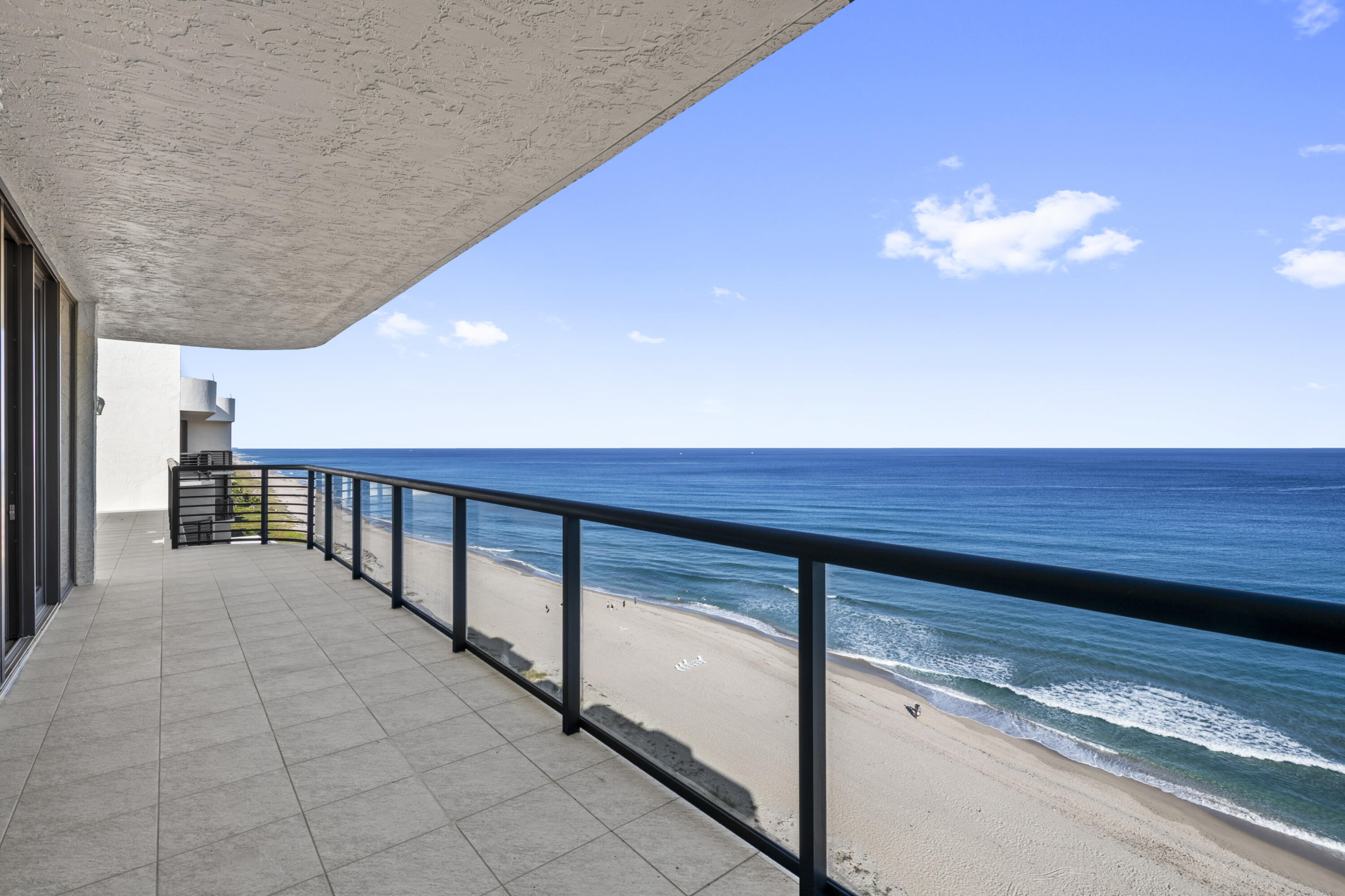 VILLA MAGNA CONDO - Residential